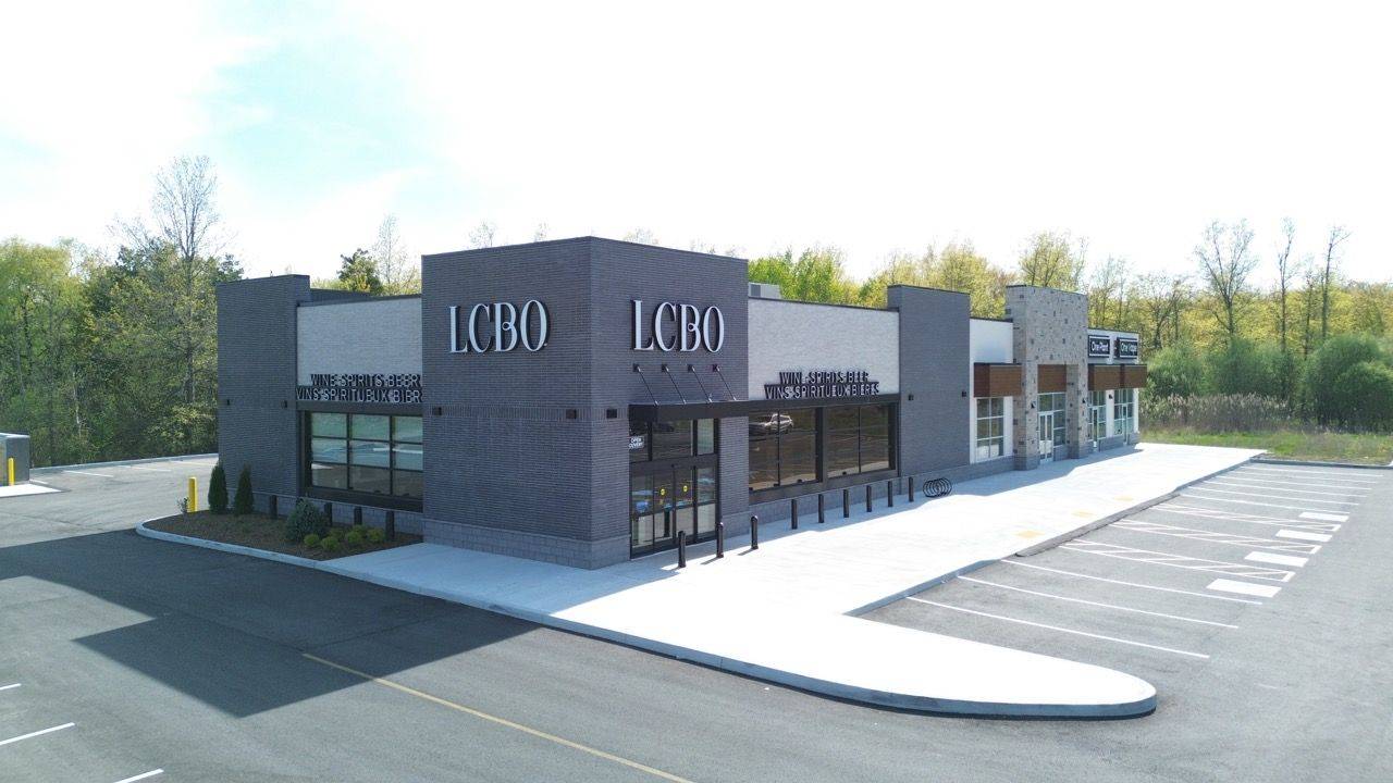 Fort Erie, ON L0S 1N0,409 Gorham RD #C