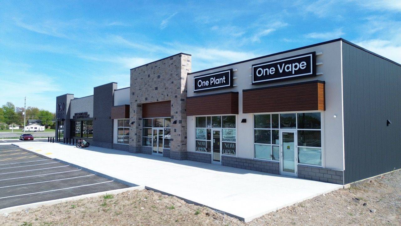 Fort Erie, ON L0S 1N0,409 Gorham RD #C