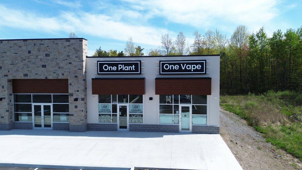 Fort Erie, ON L0S 1N0,409 Gorham RD #C