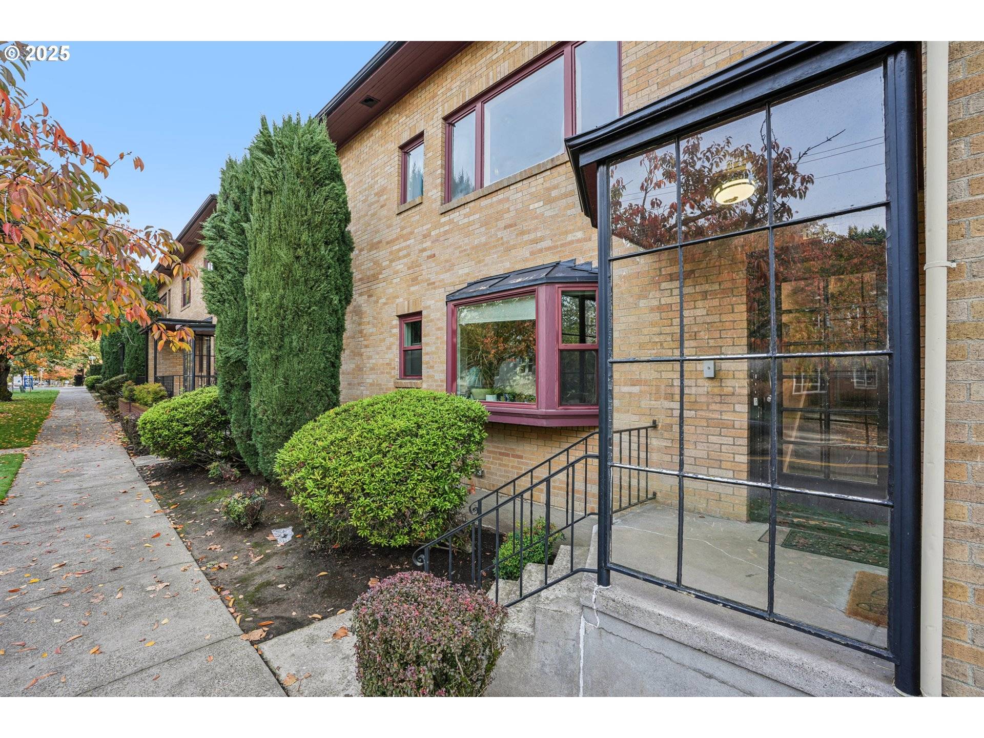 Portland, OR 97232,1406 NE 21ST AVE