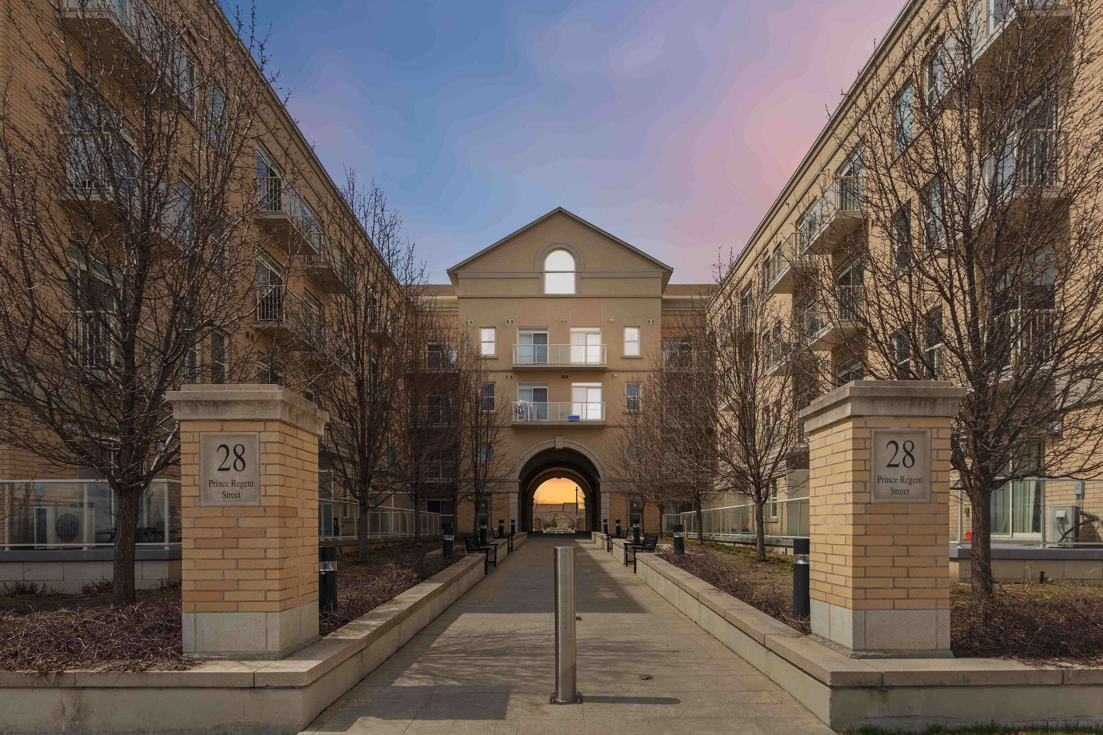 Markham, ON L6C 0V5,28 Prince Regent ST #331