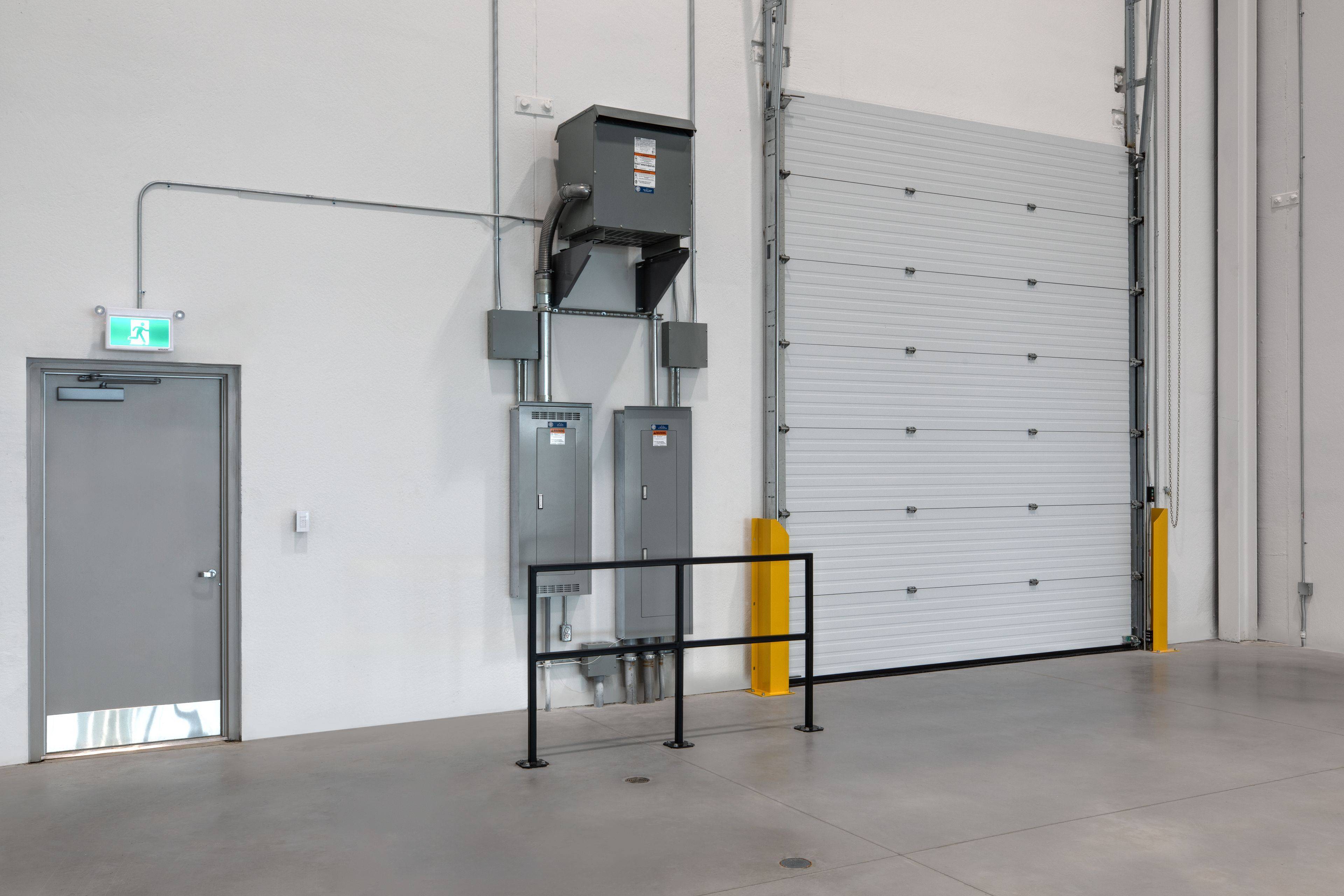 Caledon, ON L7E 5C1,399 Healey RD #104