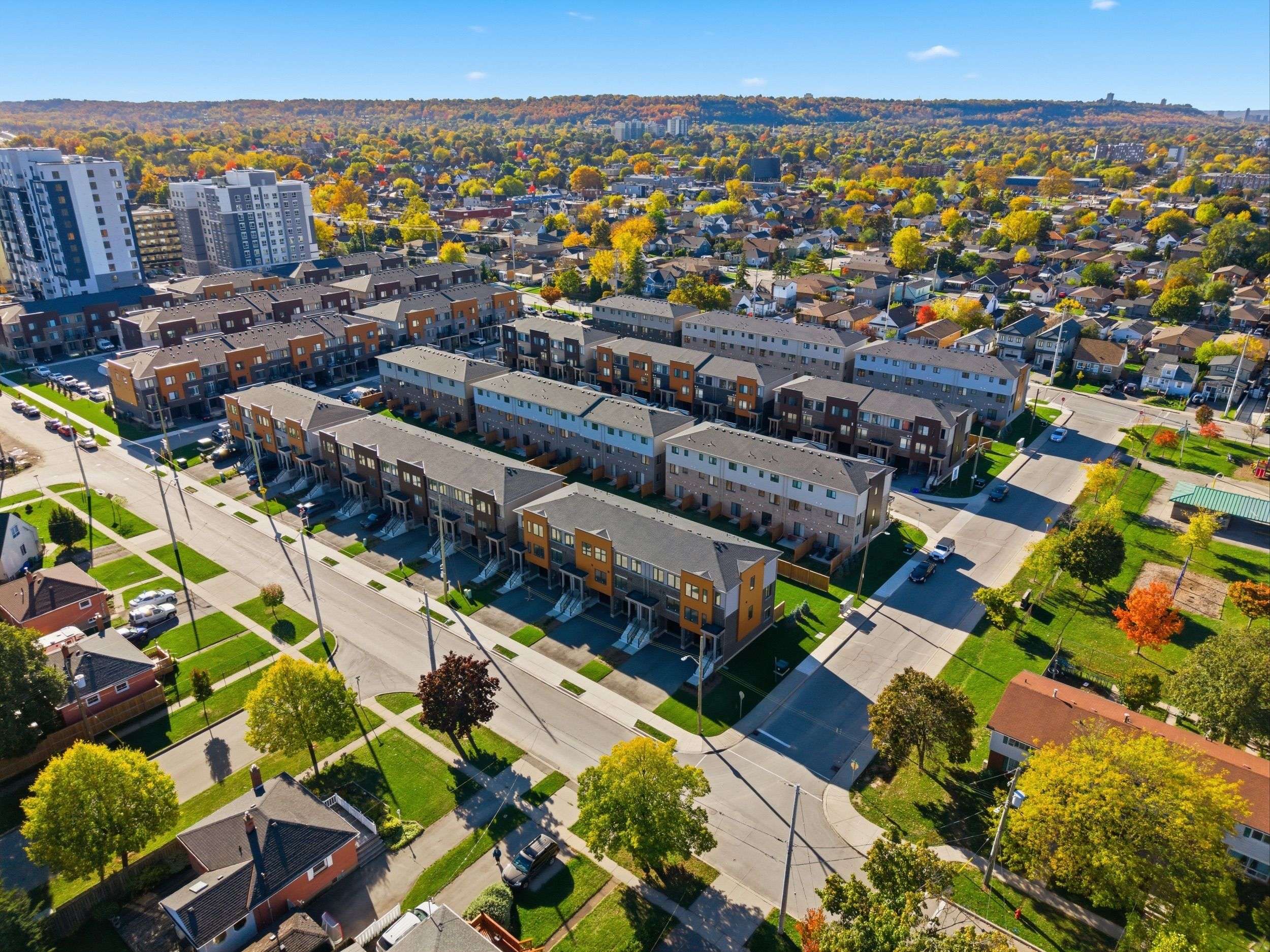 Hamilton, ON L8H 0B5,11A Bingham RD