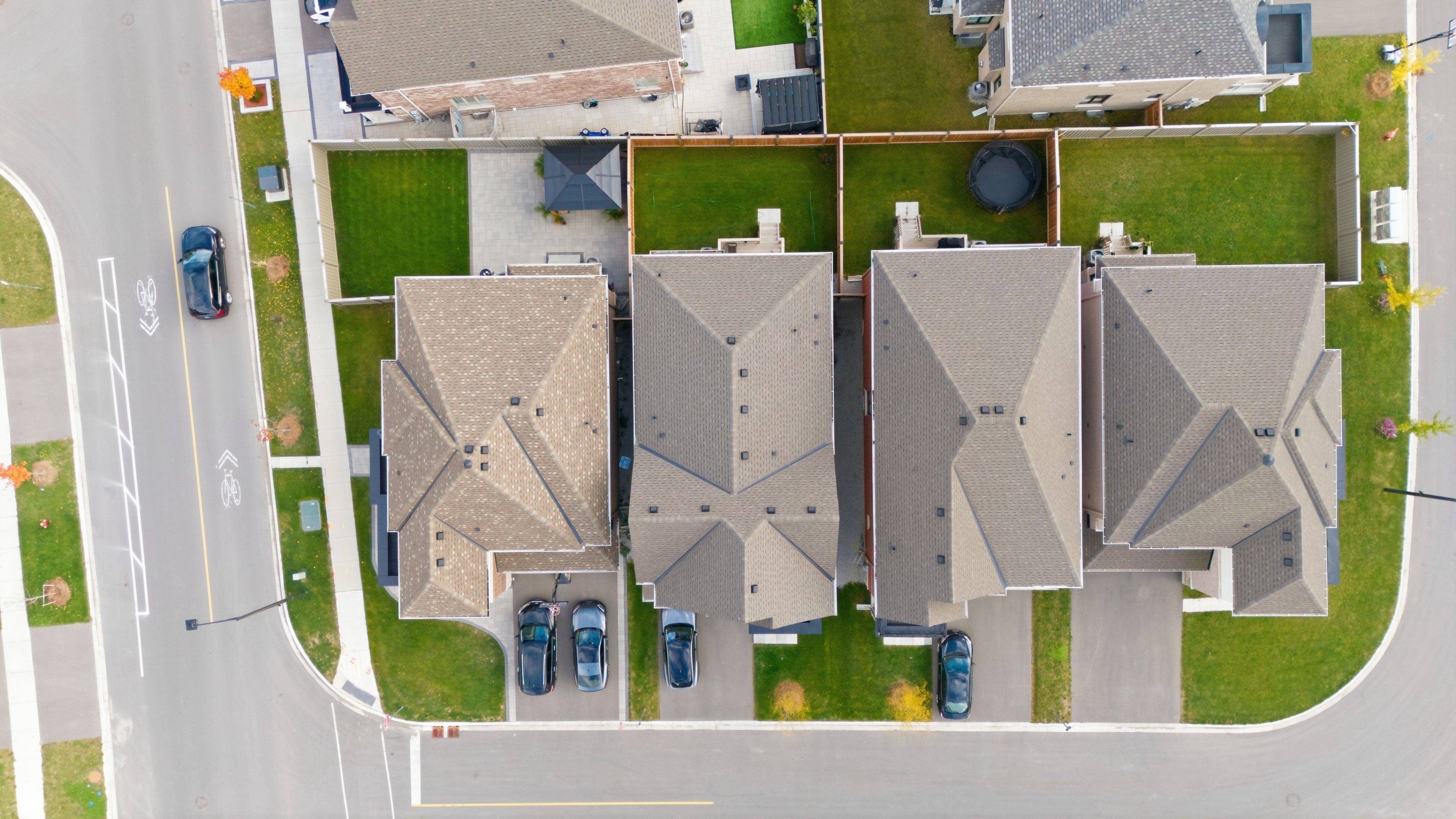 Milton, ON L9E 1T4,406 Thornborrow CT #Basement