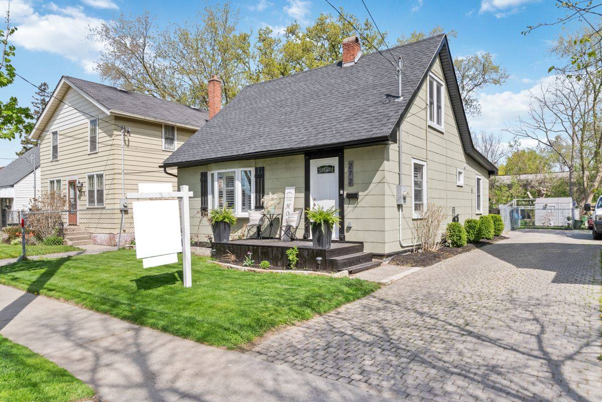 Brantford, ON N3S 4W8,272 Grey ST