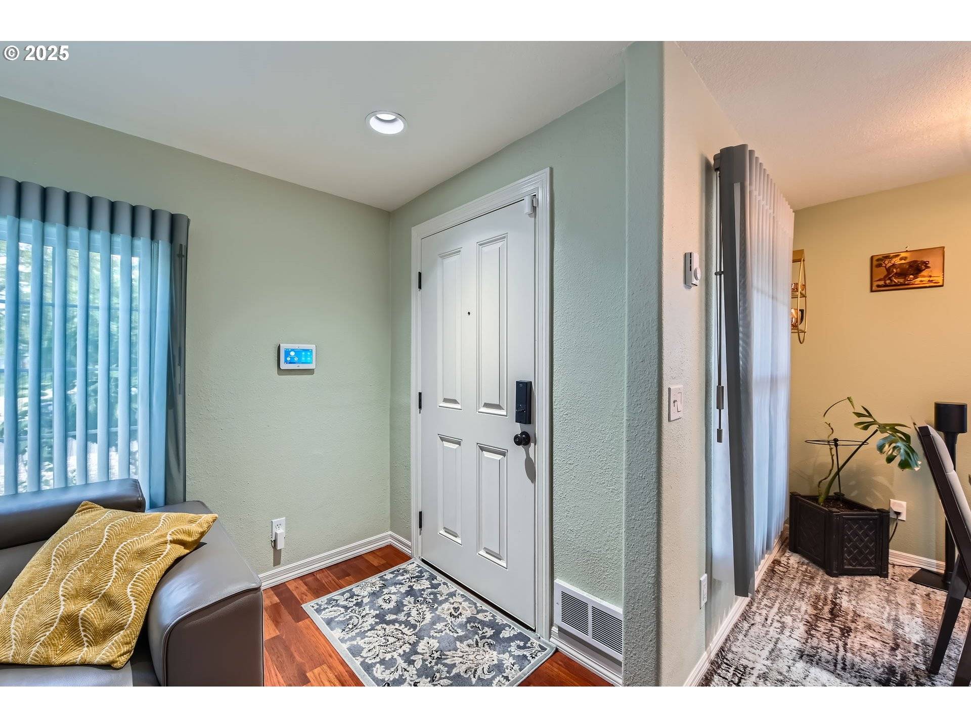 Portland, OR 97206,6435 SE 71ST AVE