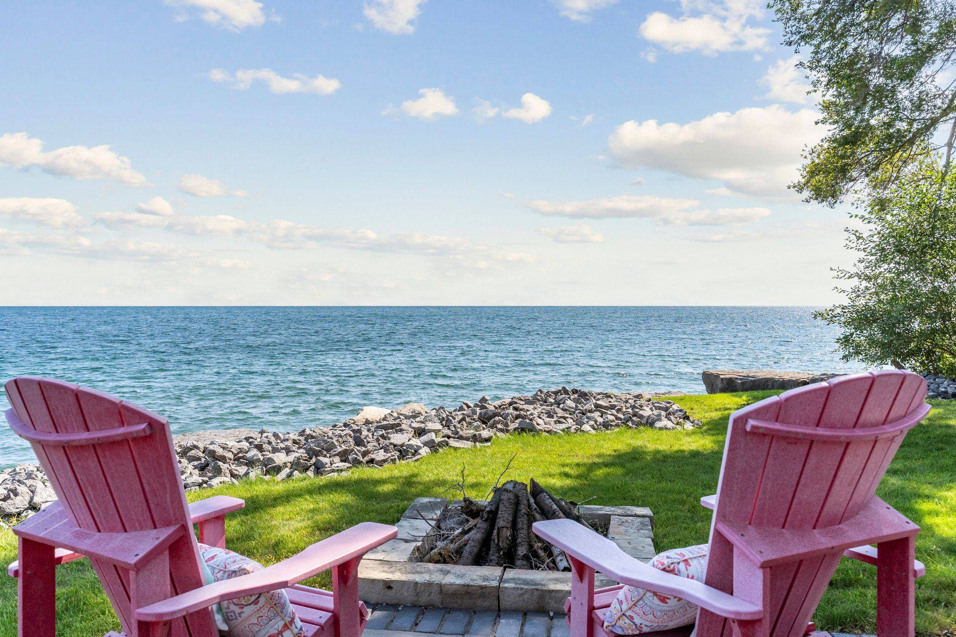 Clarington, ON L1C 3K3,141 Cedar Crest Beach RD