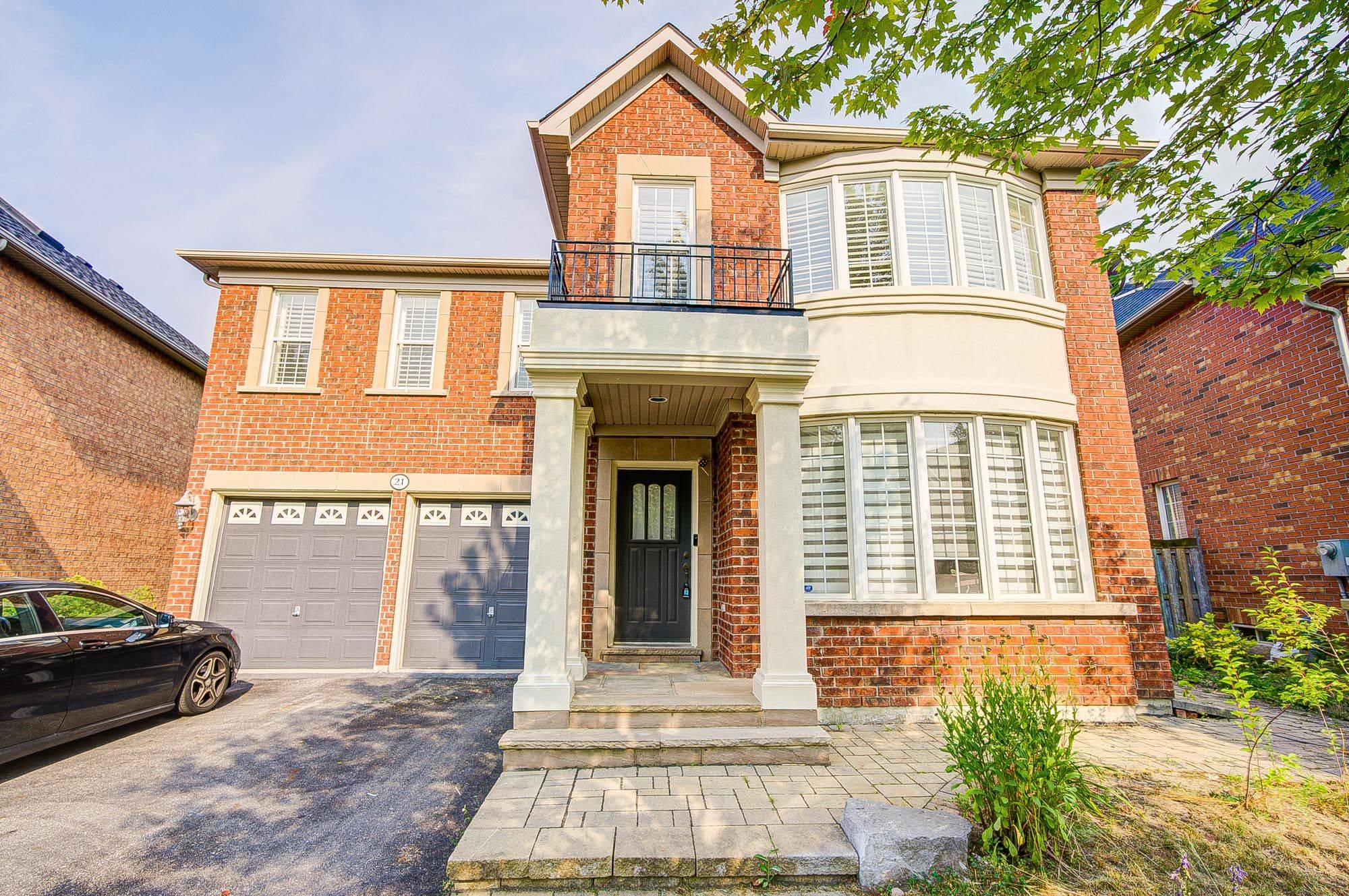 Richmond Hill, ON L4E 4S8,21 Moraine Ridge DR