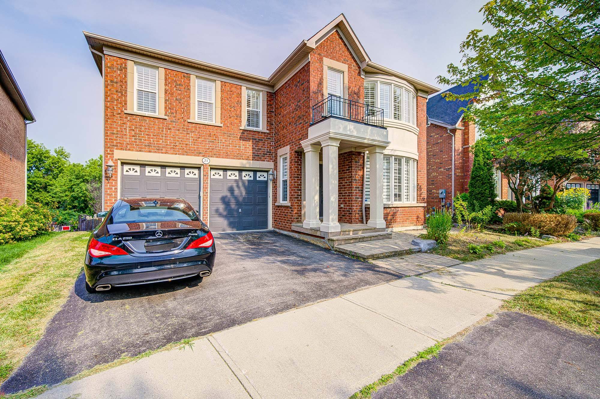 Richmond Hill, ON L4E 4S8,21 Moraine Ridge DR