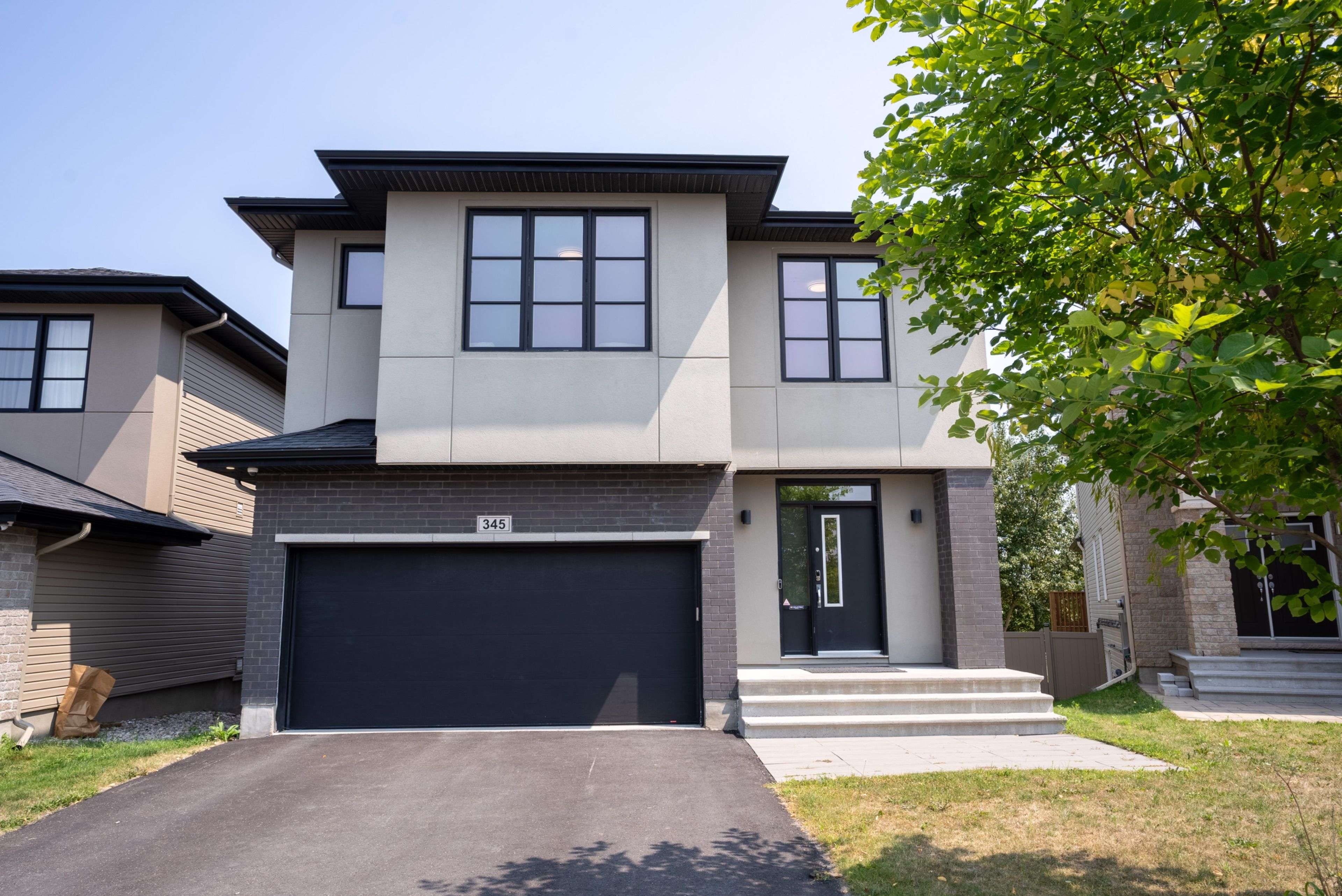 Kanata, ON K2V 0C3,345 Andalusian CRES