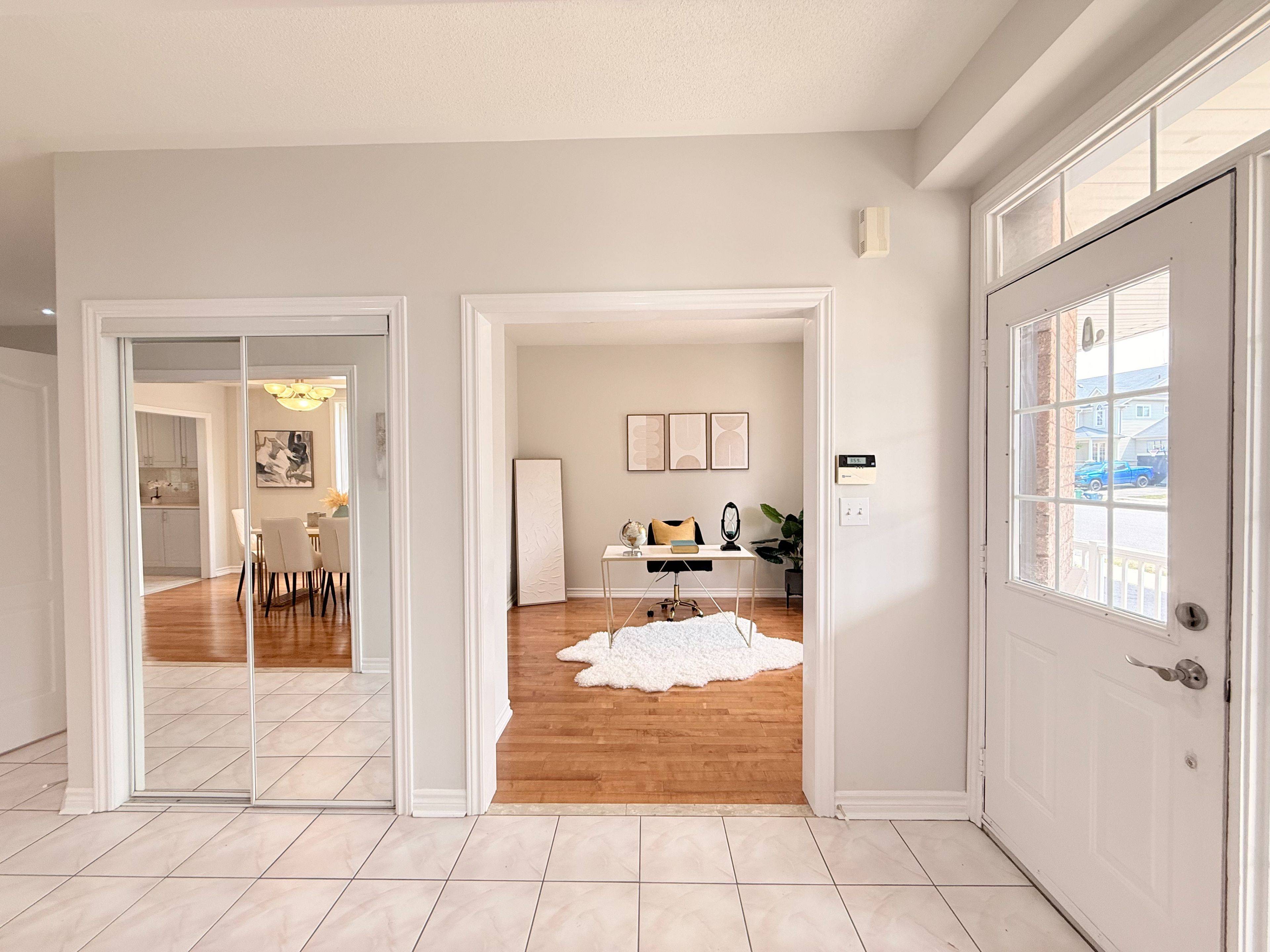 Barrie, ON L4M 7H6,18 The Queensway N/A