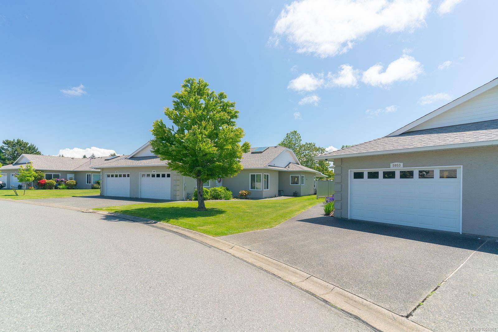 Nanaimo, BC V9T 6B8,5953 Primrose Dr