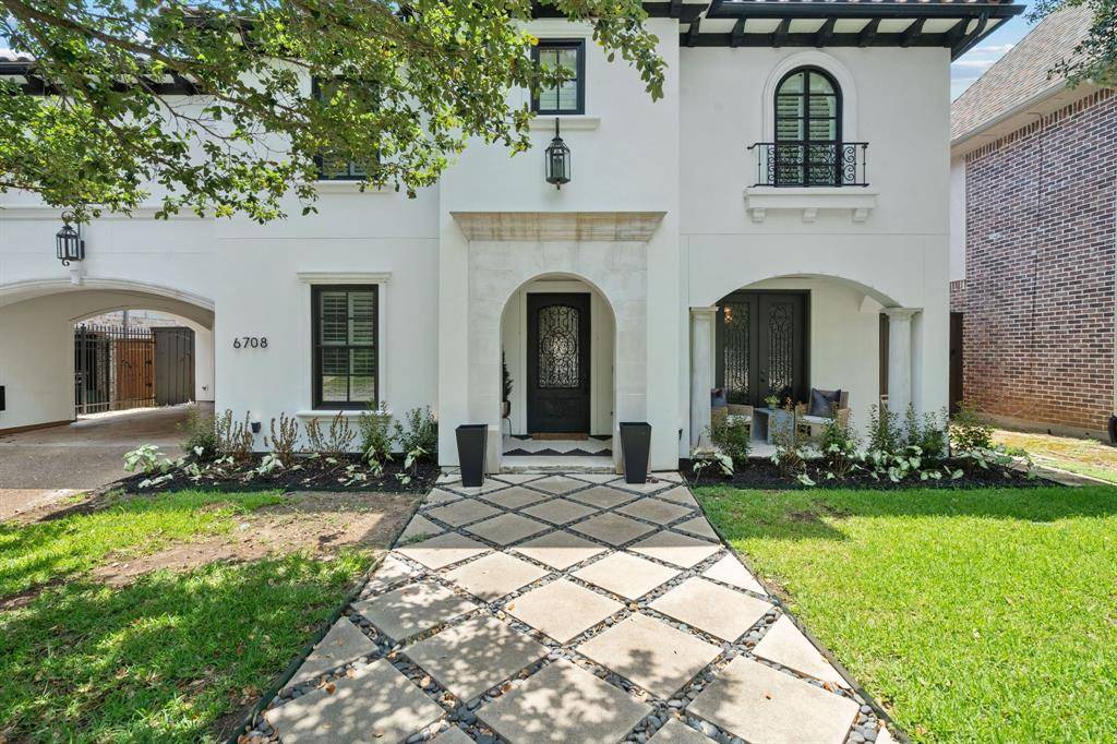 Dallas, TX 75214,6708 Vanderbilt Avenue