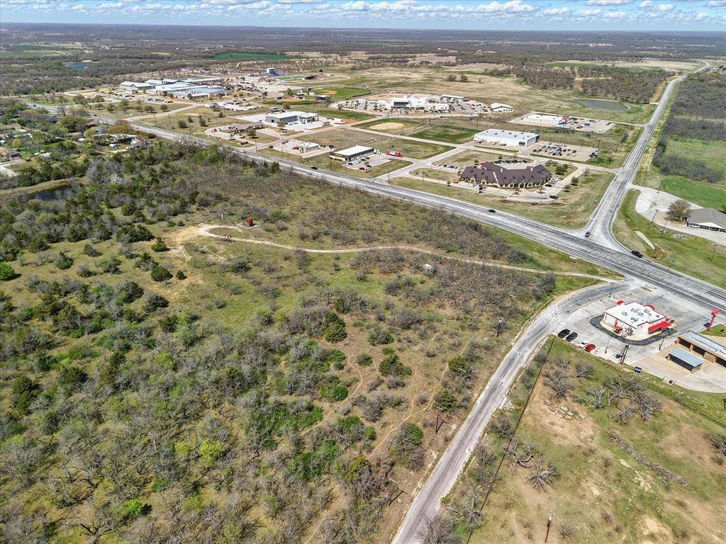 Jacksboro, TX 76458,000 N Main Street