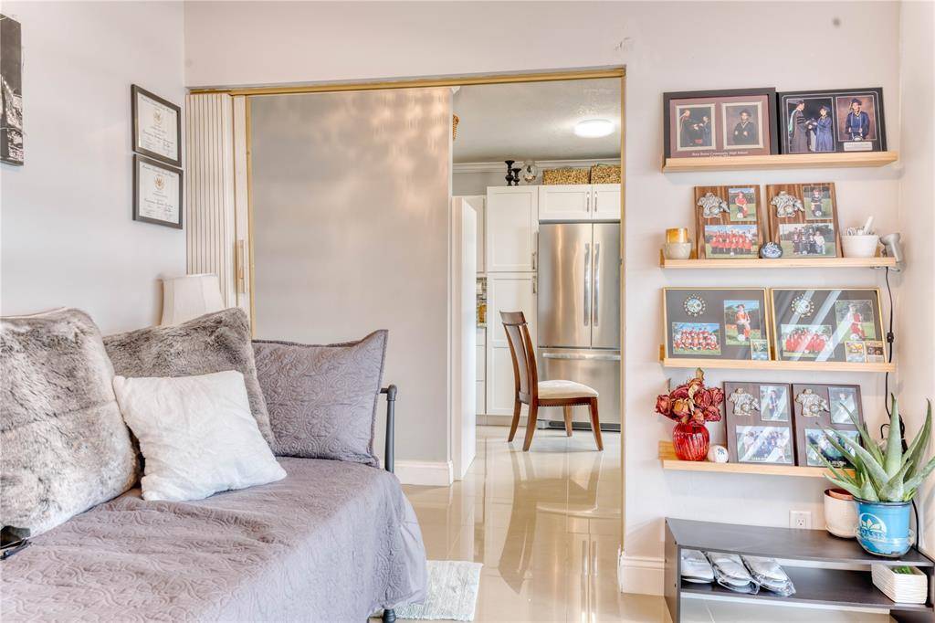 Boca Raton, FL 33433,8751 Chevy Chase Dr #150