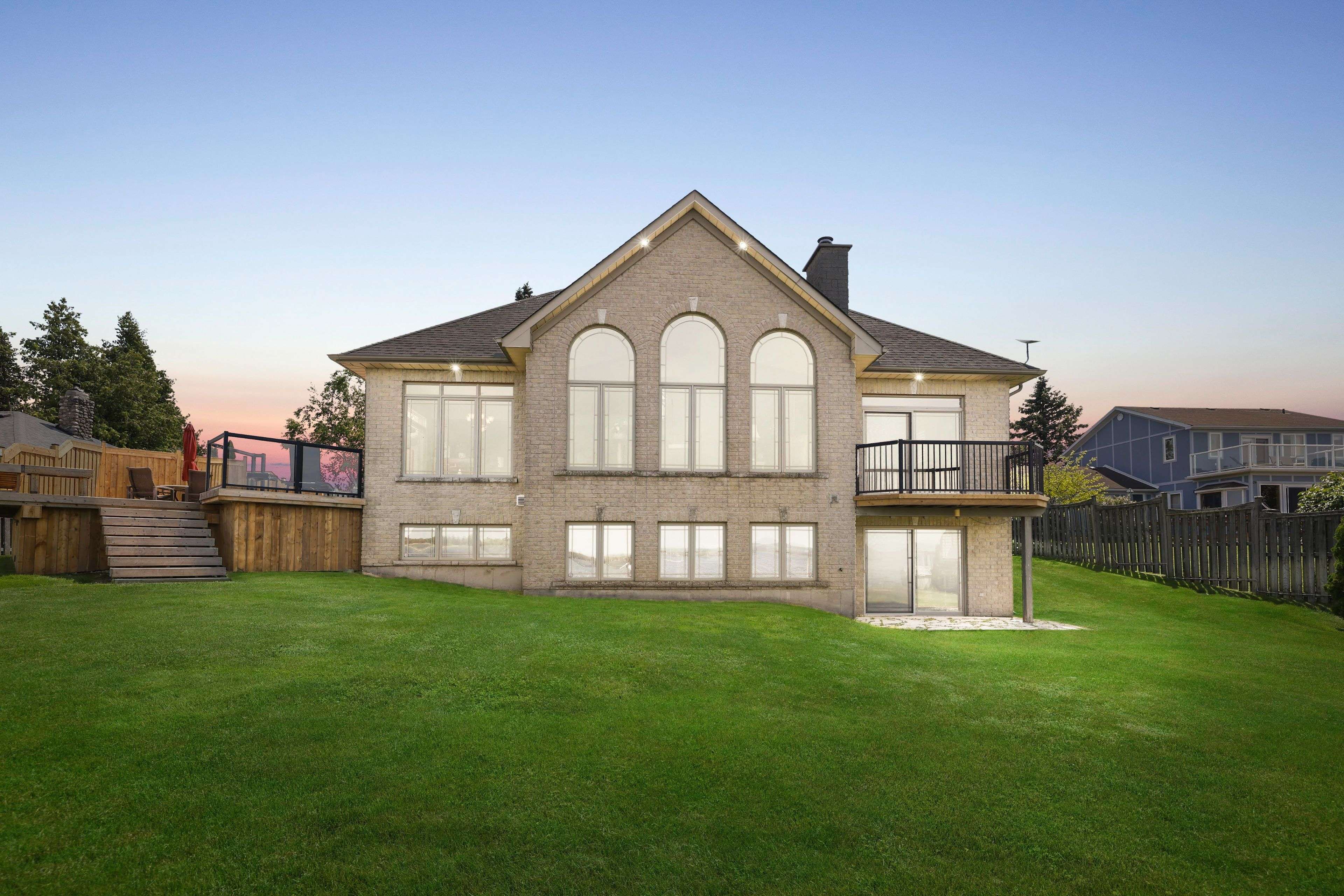 Brighton, ON K0K 1H0,54 Bayshore RD