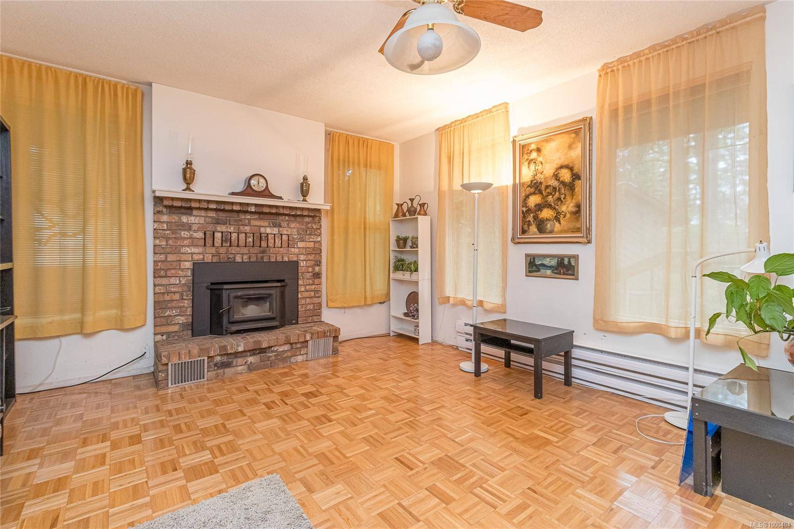 Nanaimo, BC V9T 4M5,4205 Uplands Dr