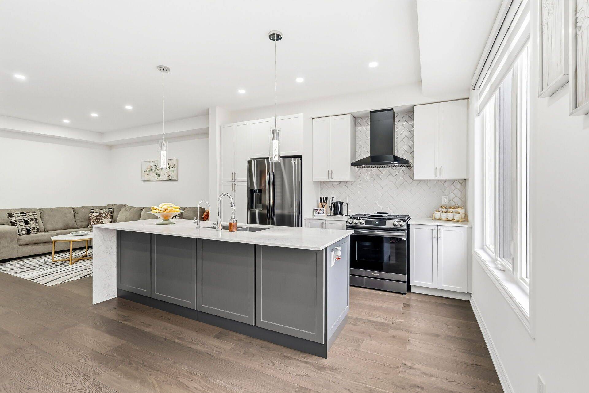 Milton, ON L9E 1L4,488 Parent PL