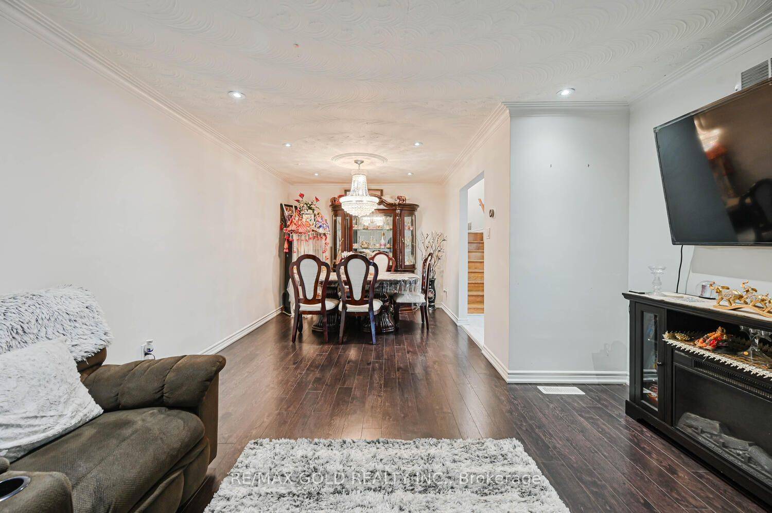 Mississauga, ON L4T 4A2,7296 Sigsbee DR