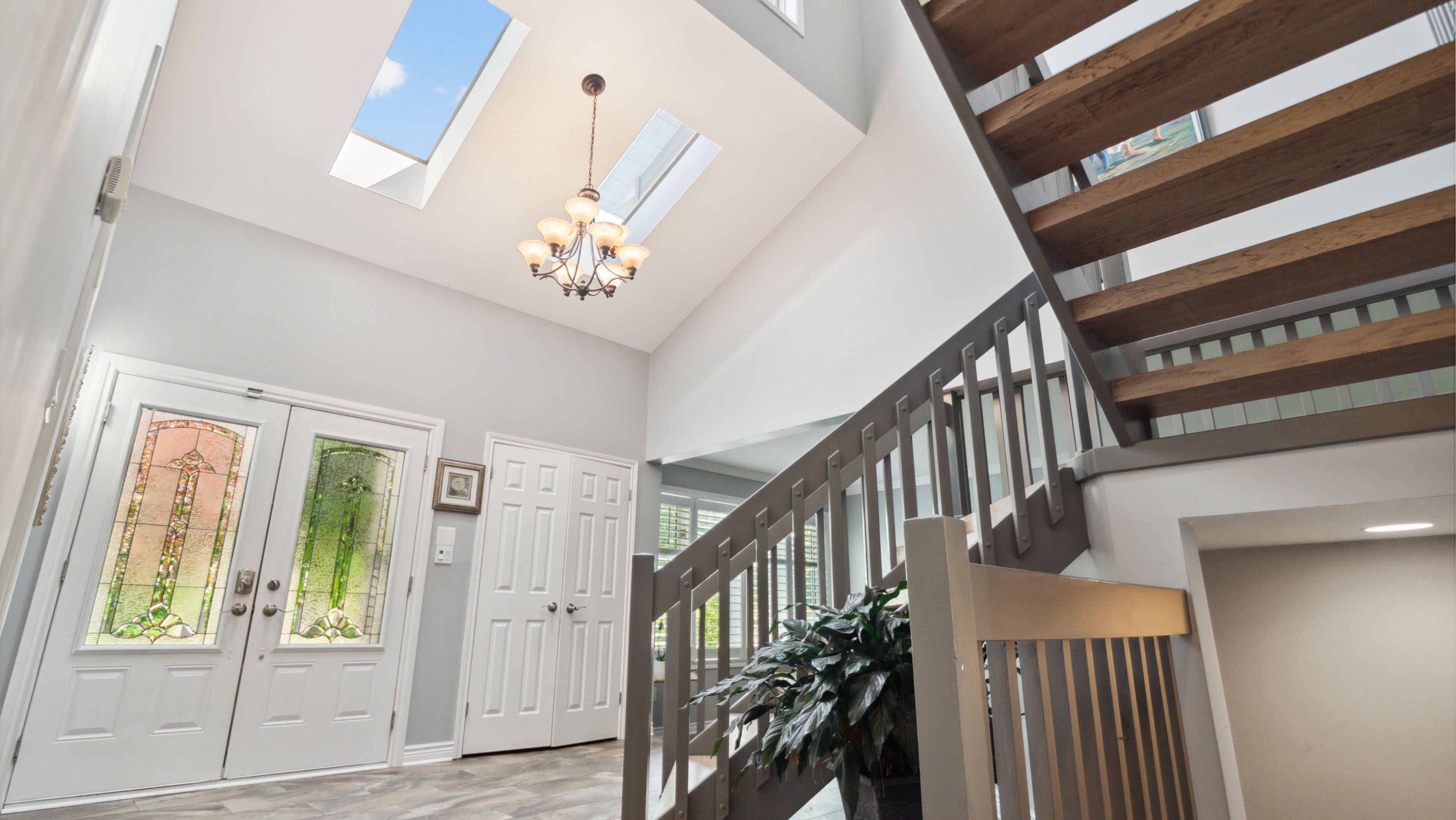 Niagara Falls, ON L2J 4H4,6276 Moretta DR