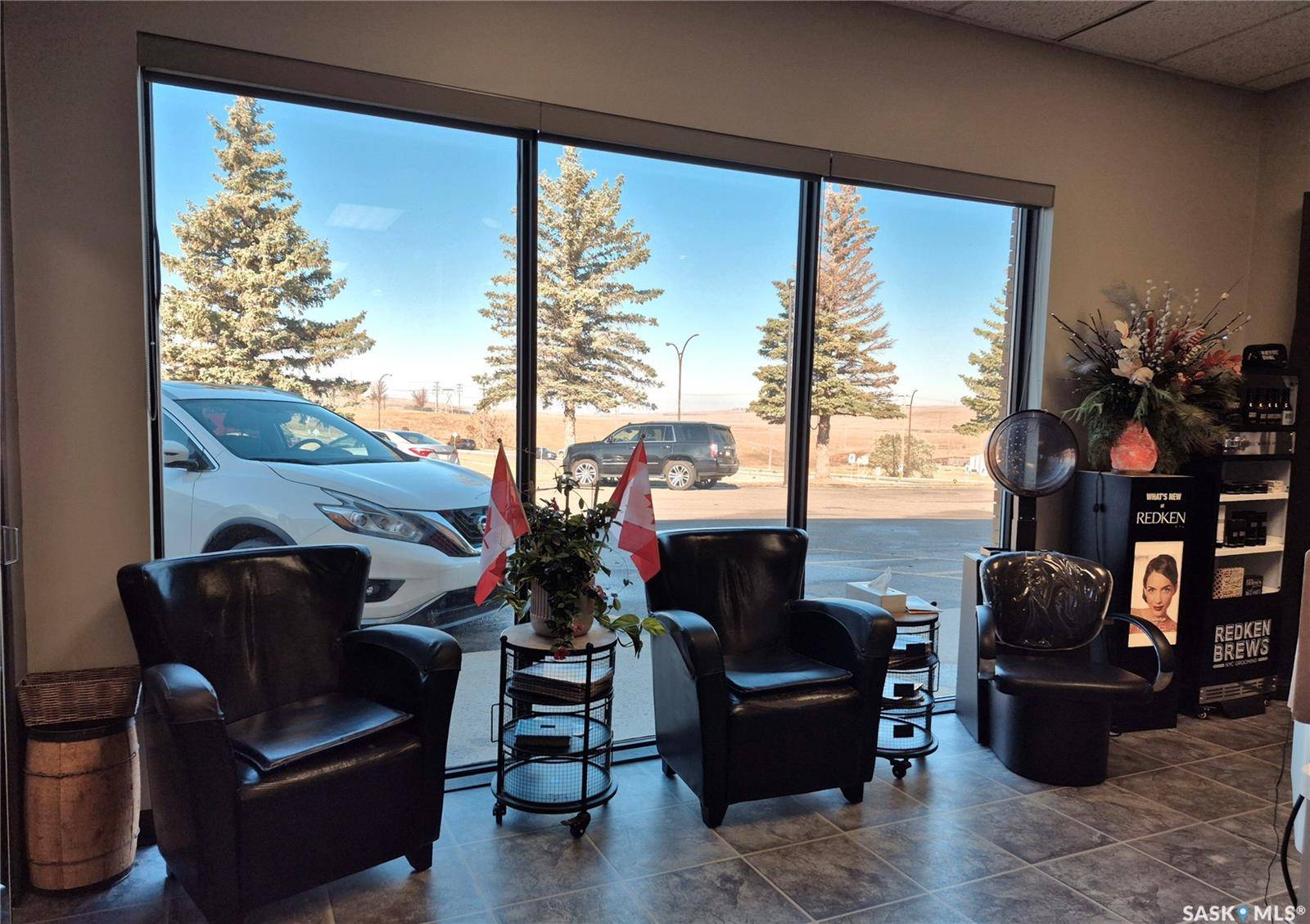 Swift Current, SK S9H 4Z2,1081 Central AVENUE N #7