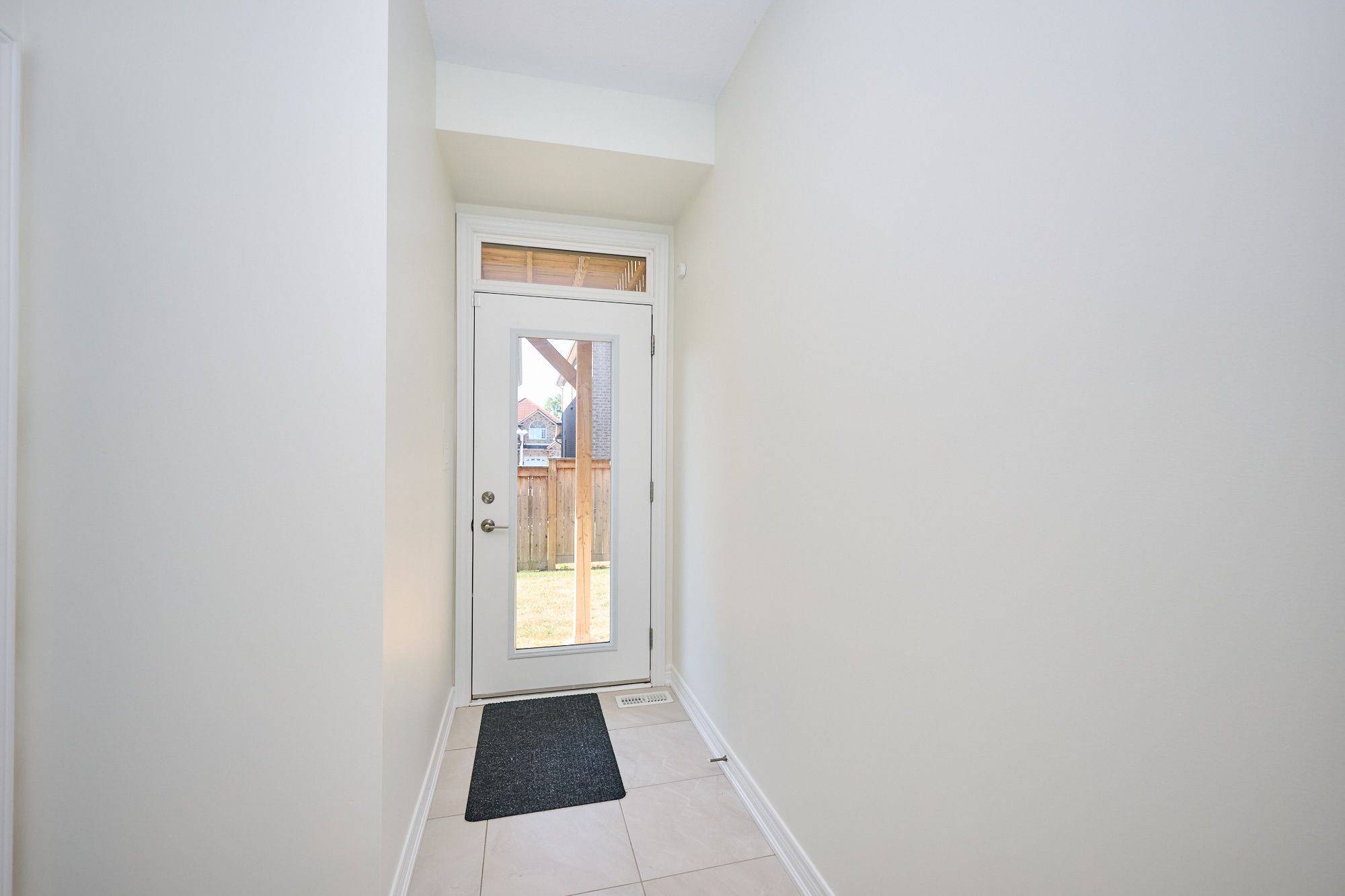 Hamilton, ON L8W 5H6,288 Glover RD #54