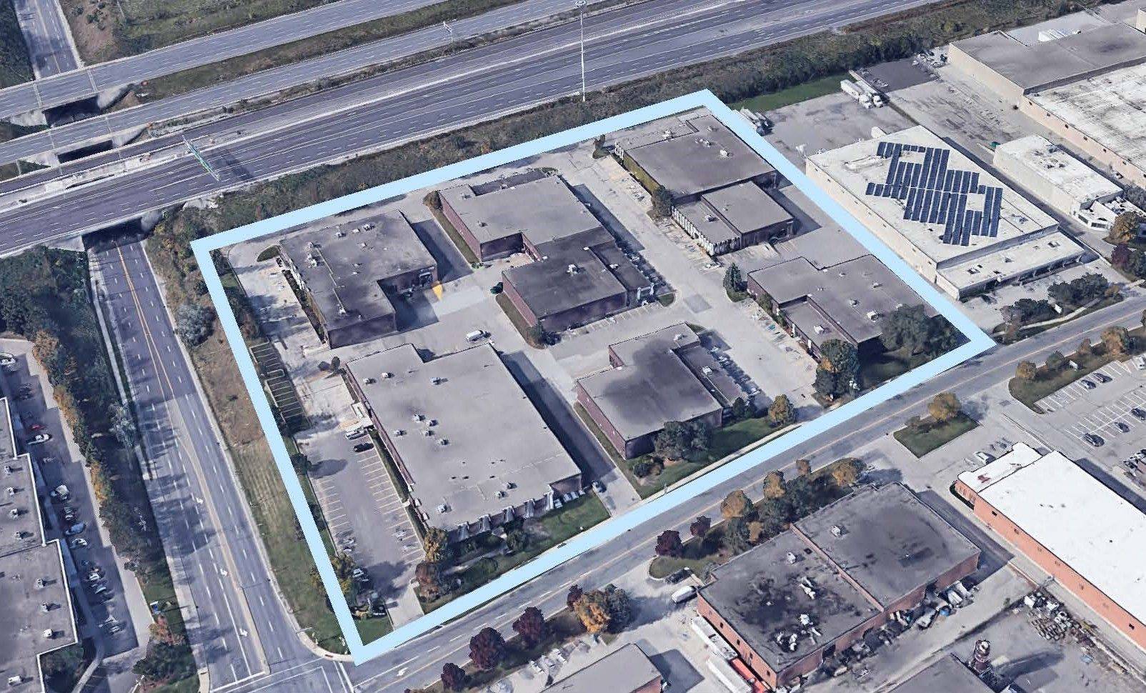 Mississauga, ON L4W 2T7,5448 Timberlea BLVD #1