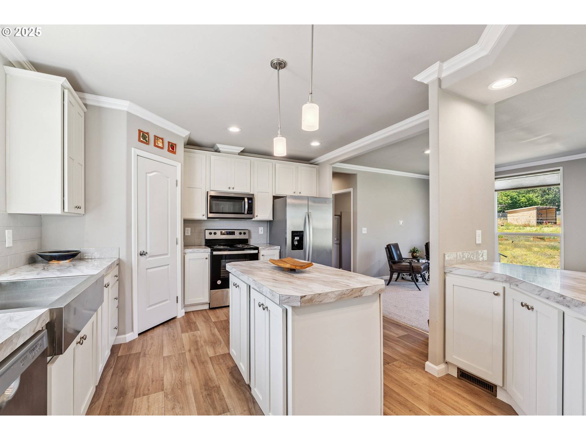 Hood River, OR 97031,1682 MARKHAM RD