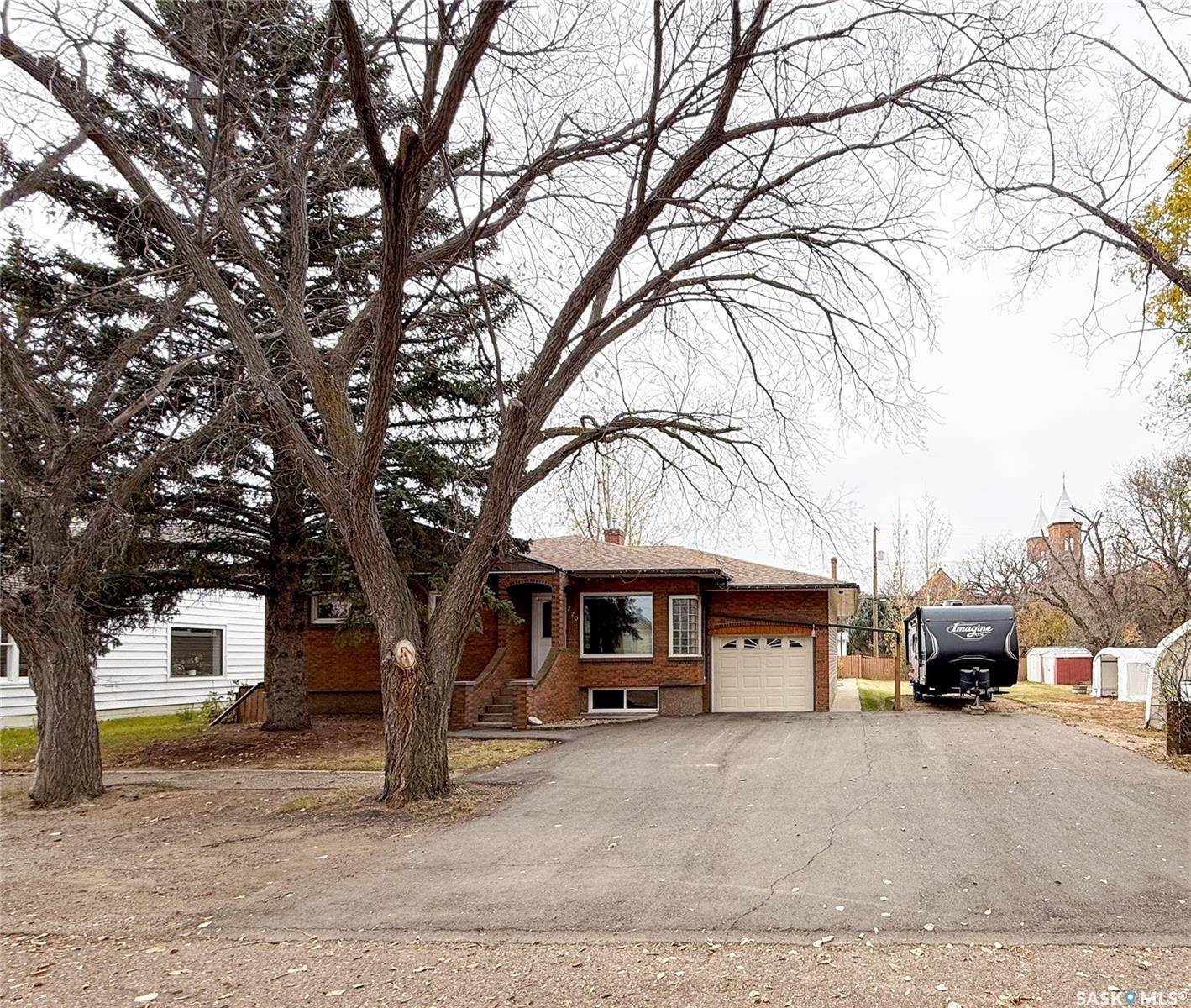 Ponteix, SK S0N 1Z0,220 1st STREET W