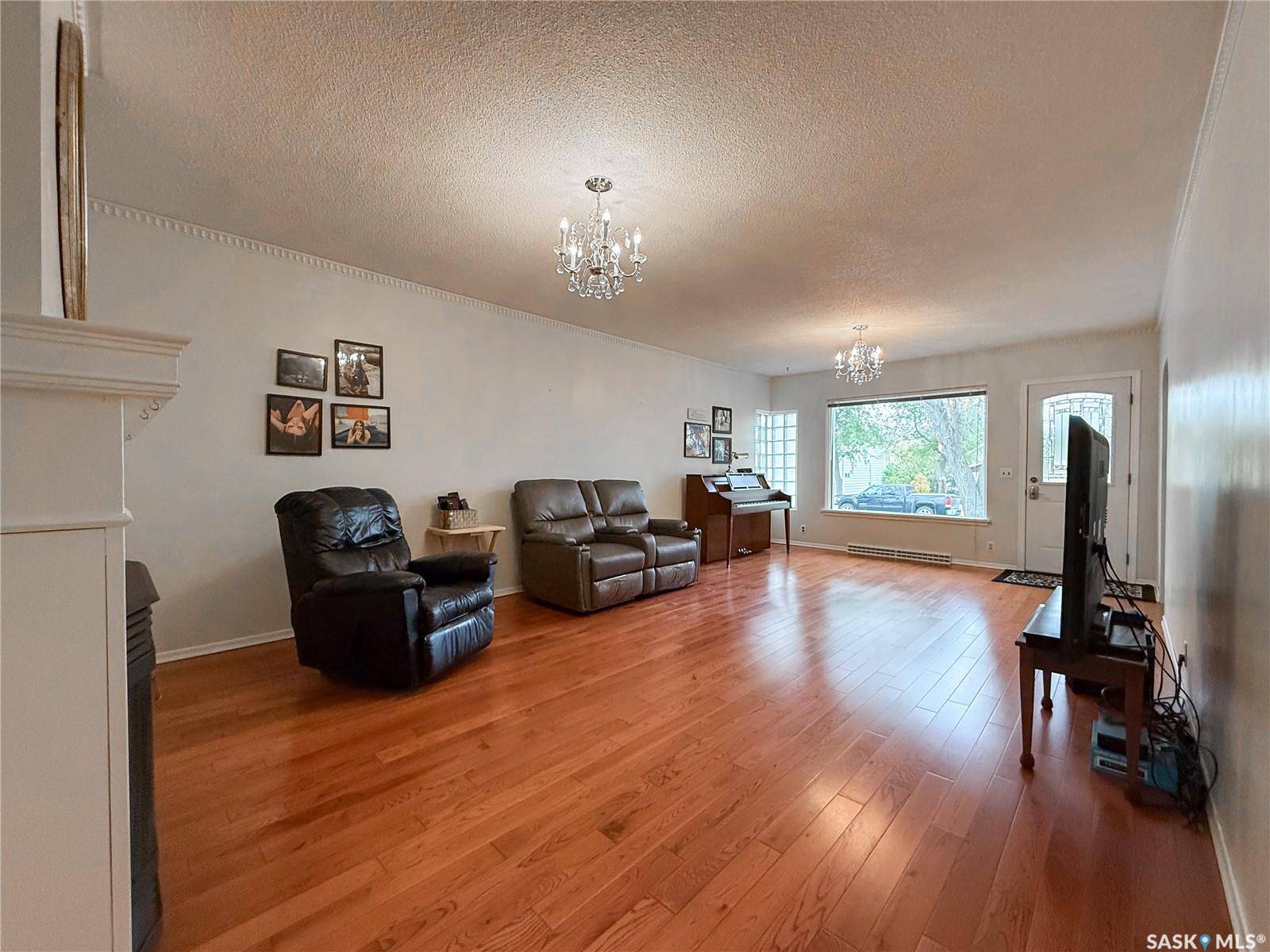 Ponteix, SK S0N 1Z0,220 1st STREET W