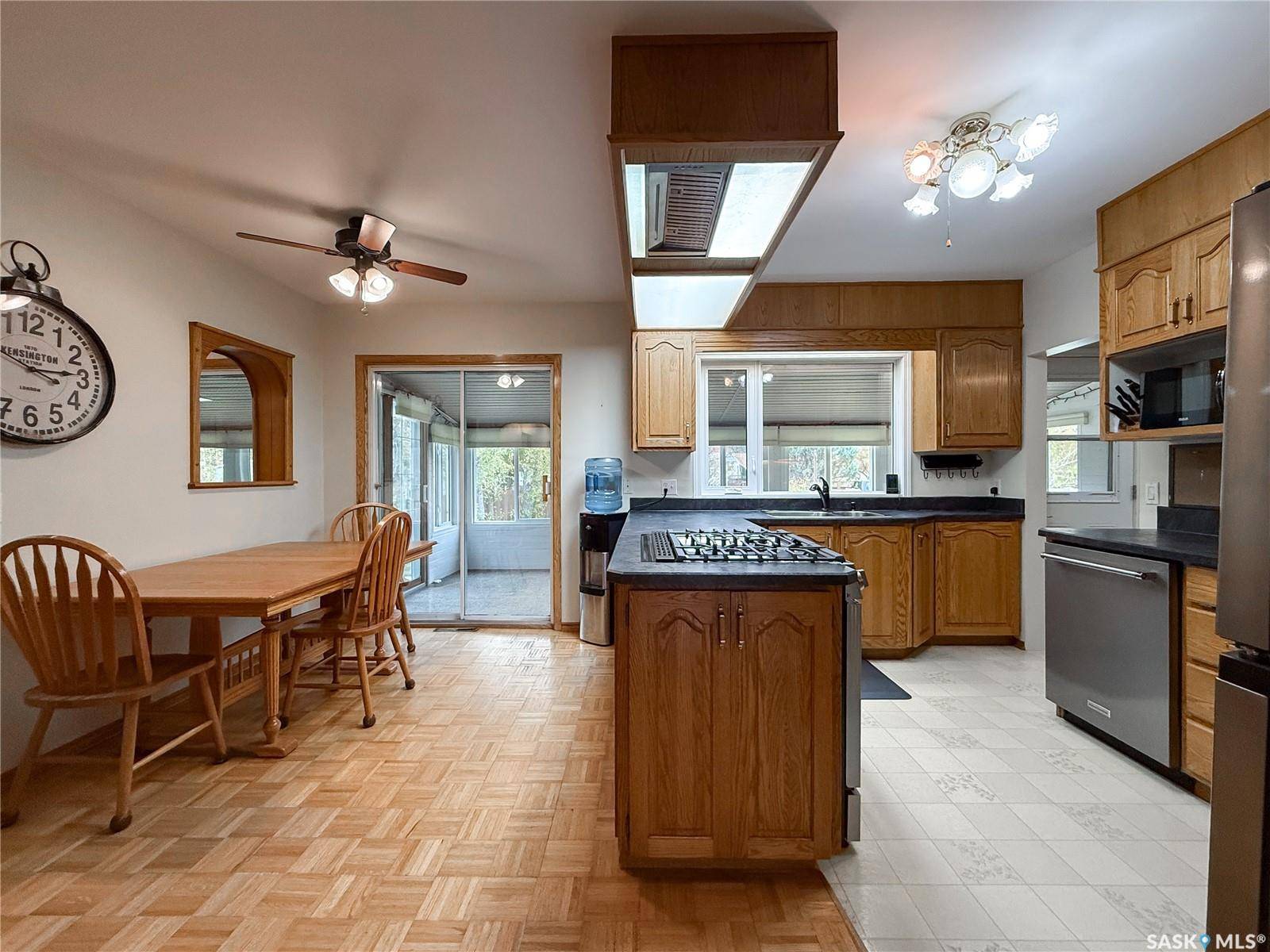 Ponteix, SK S0N 1Z0,220 1st STREET W