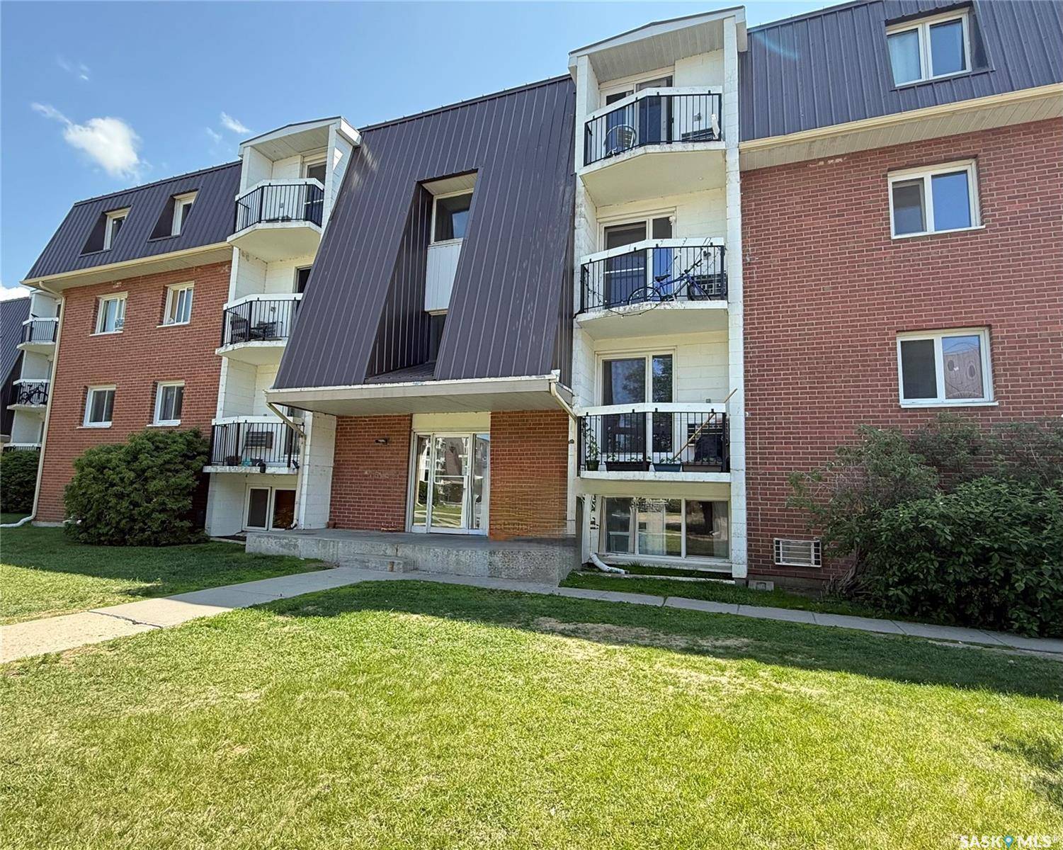 Regina, SK S4S 6P8,47 Centennial STREET #12