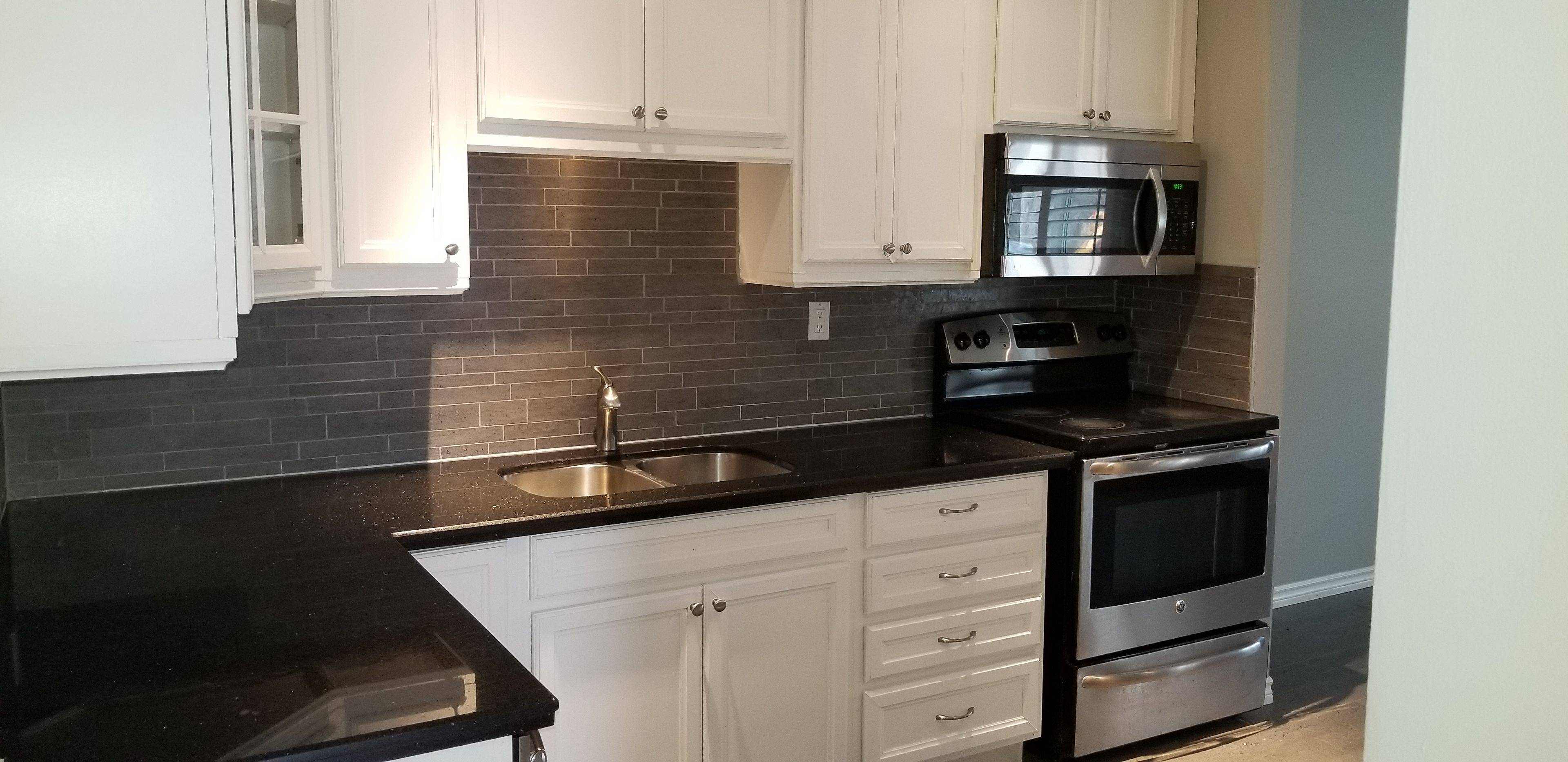 Hamilton, ON L8K 5E8,562 Greenhill AVE