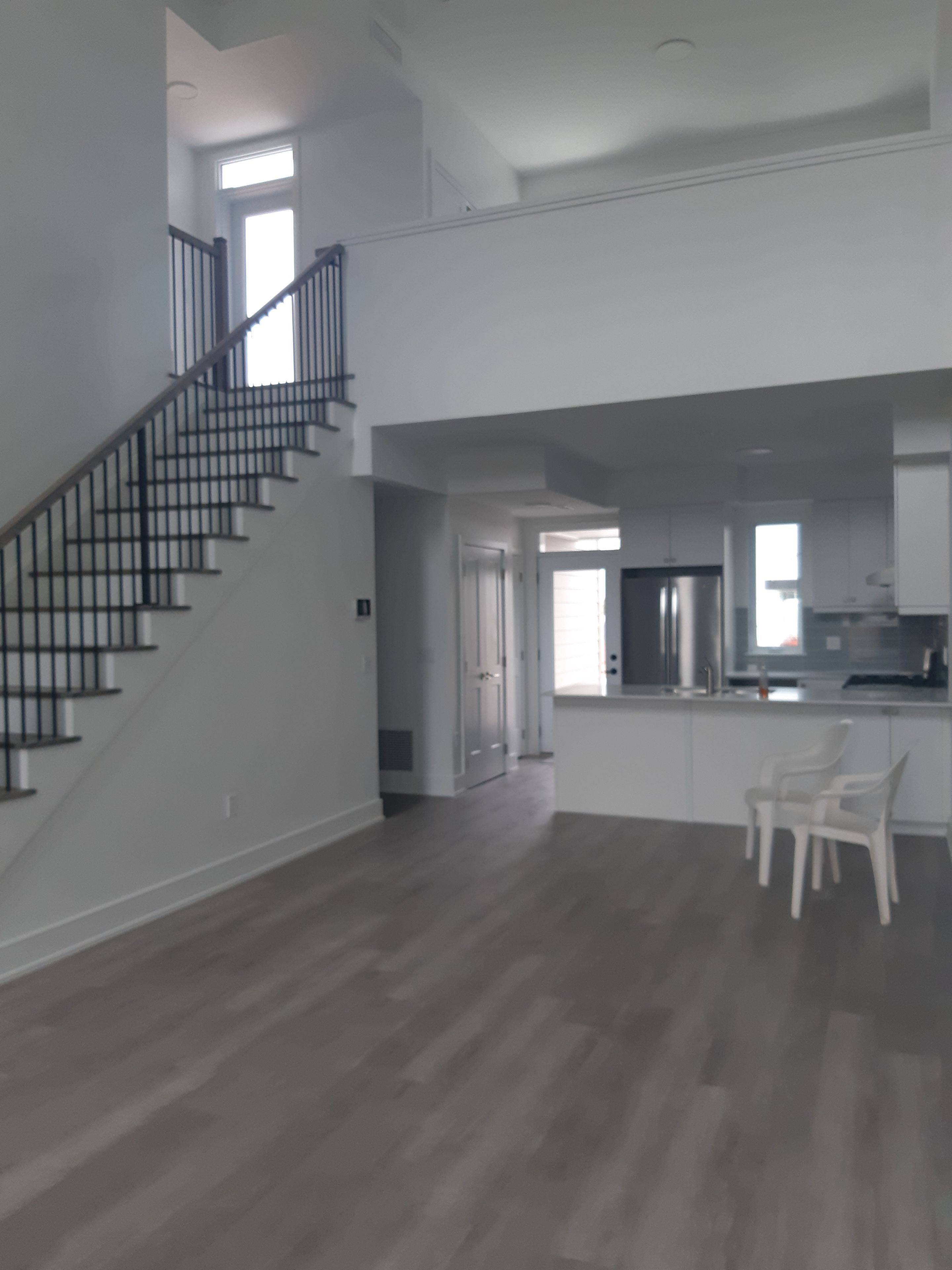 Kawartha Lakes, ON K0M 1N0,19 West ST N #4