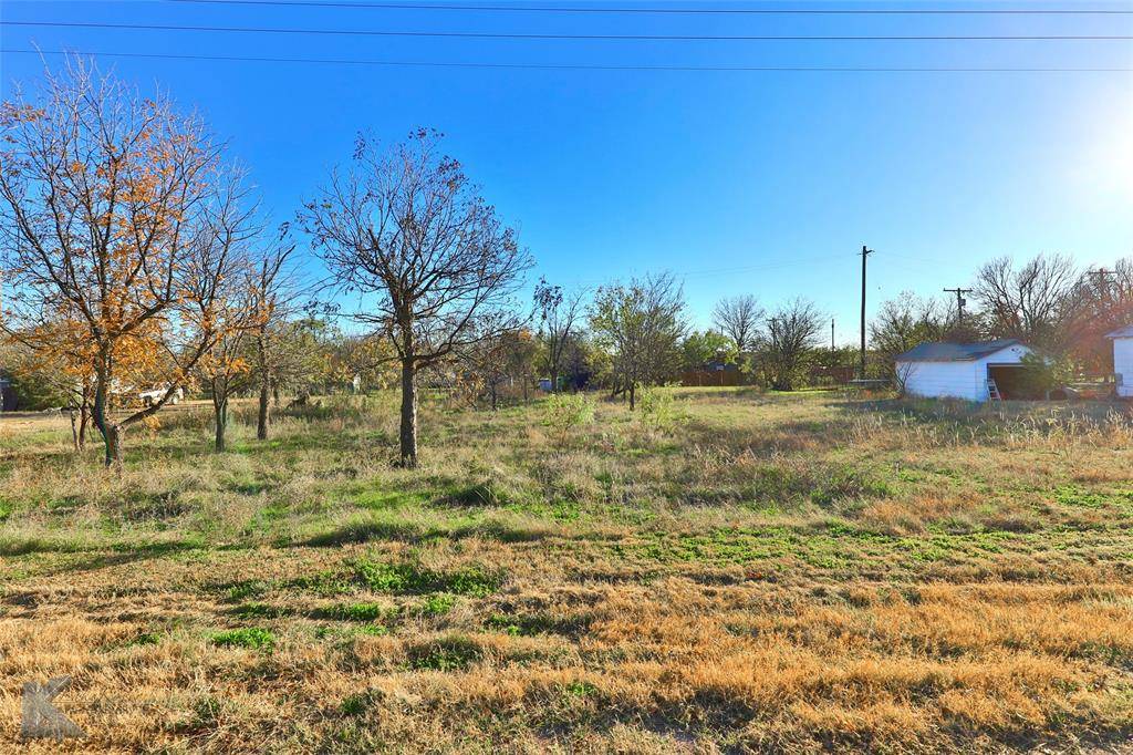 Lawn, TX 79530,635 Main