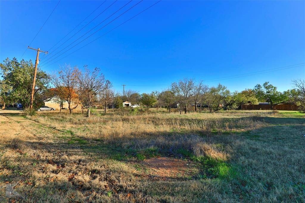 Lawn, TX 79530,635 Main