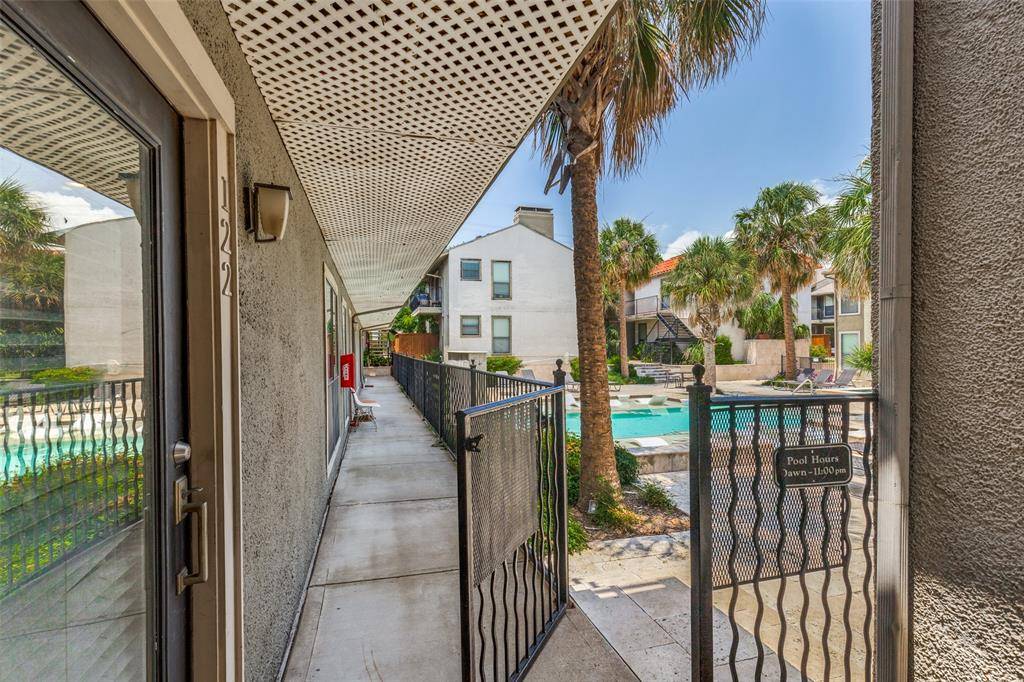 Dallas, TX 75206,5816 Birchbrook Drive #122