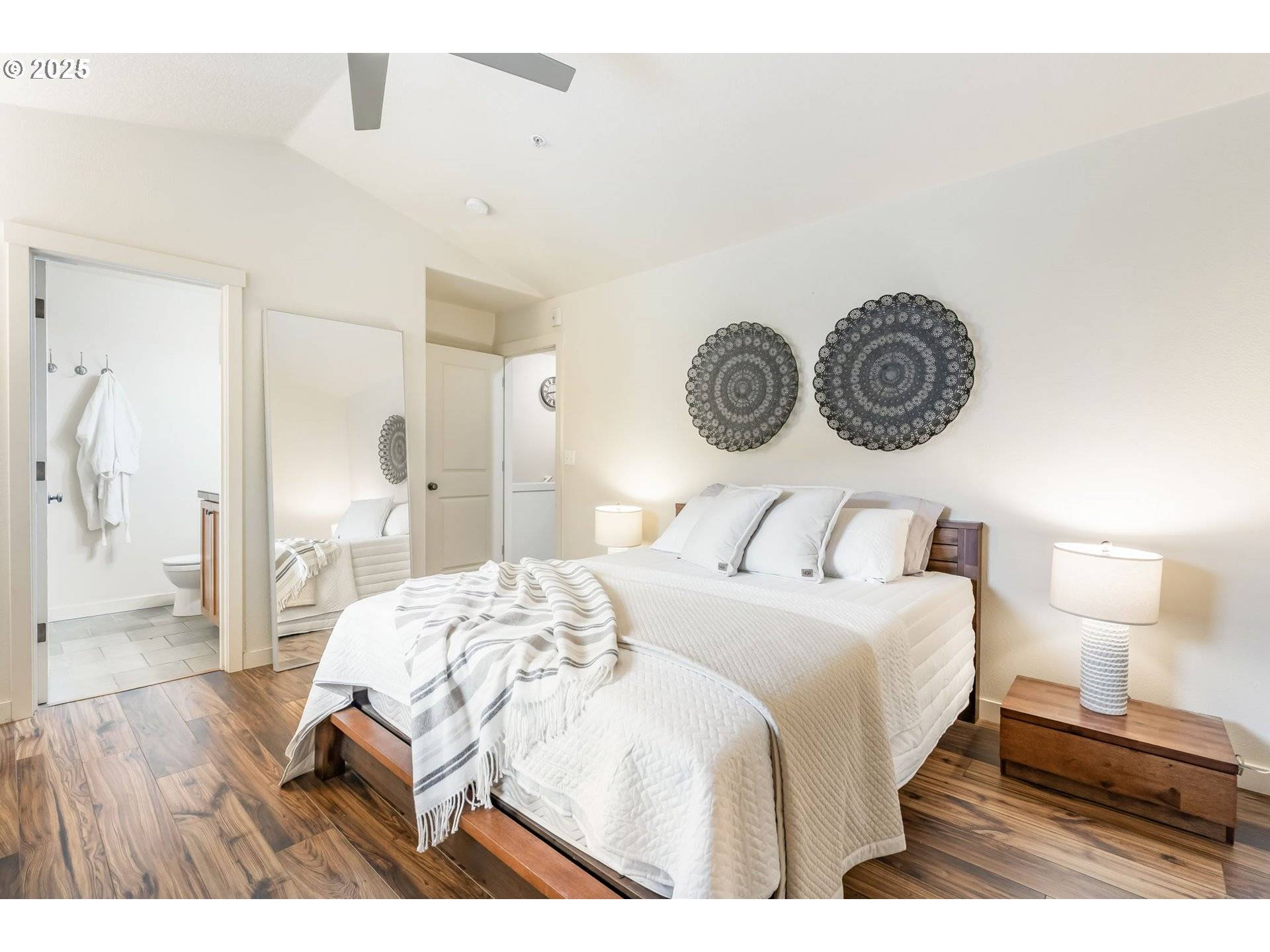 Hillsboro, OR 97006,670 NE ADWICK DR