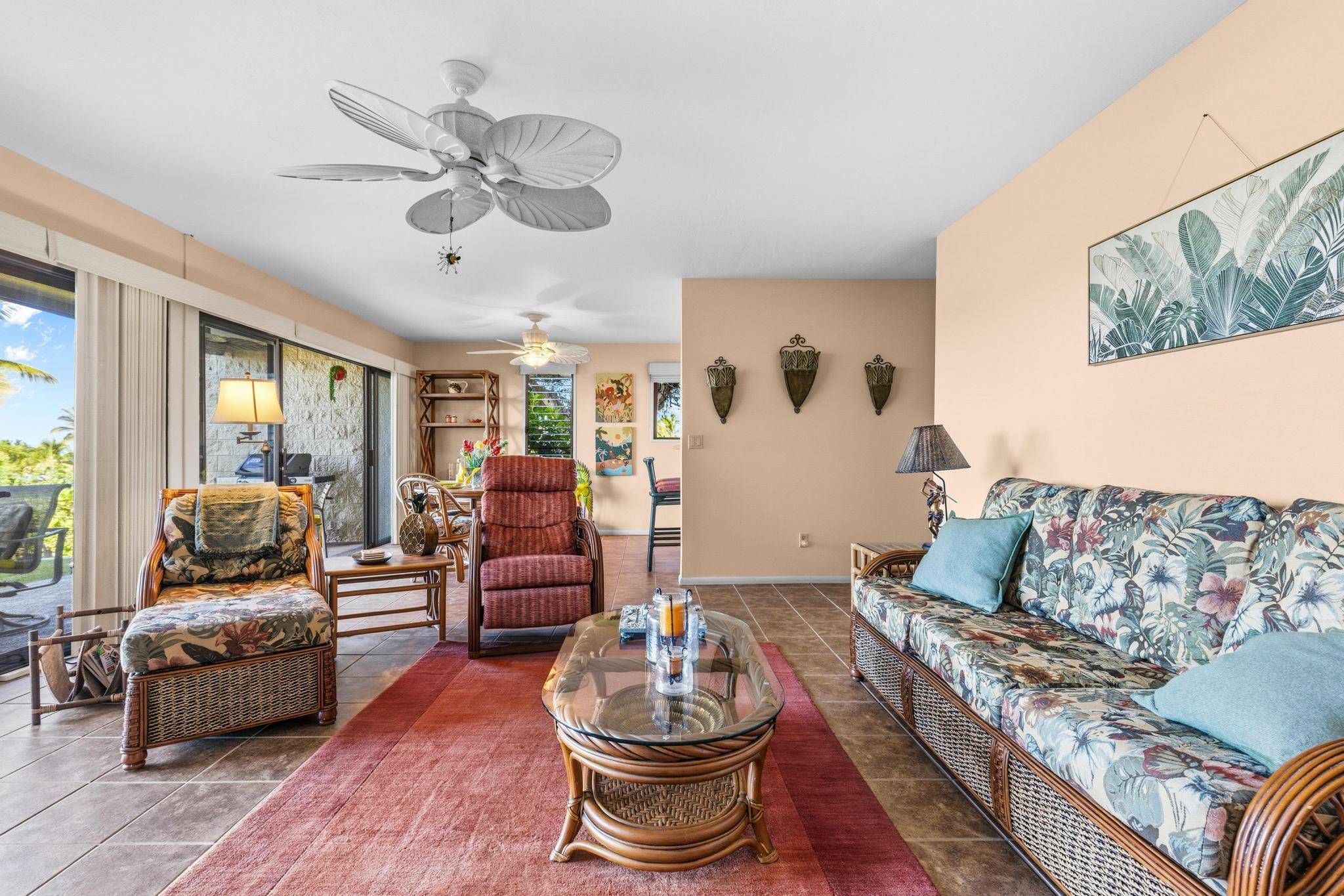 Kailua-kona, HI 96740,78-7070 ALII DR #B105