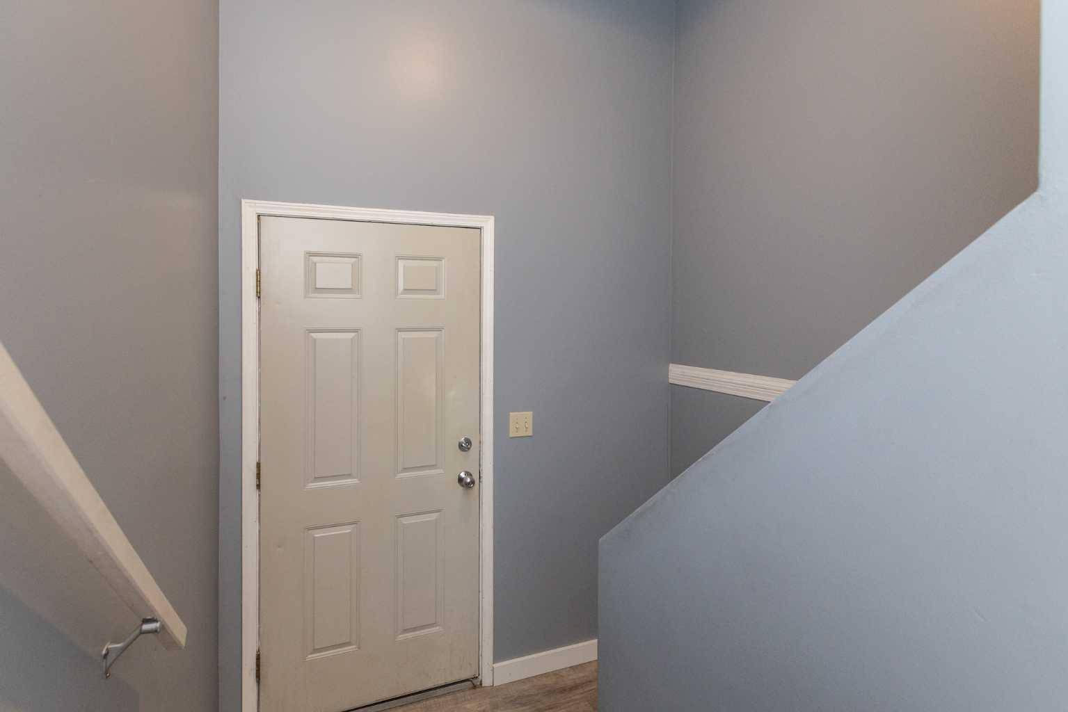 Innisfail, AB T4G 1G6,5302 36A ST