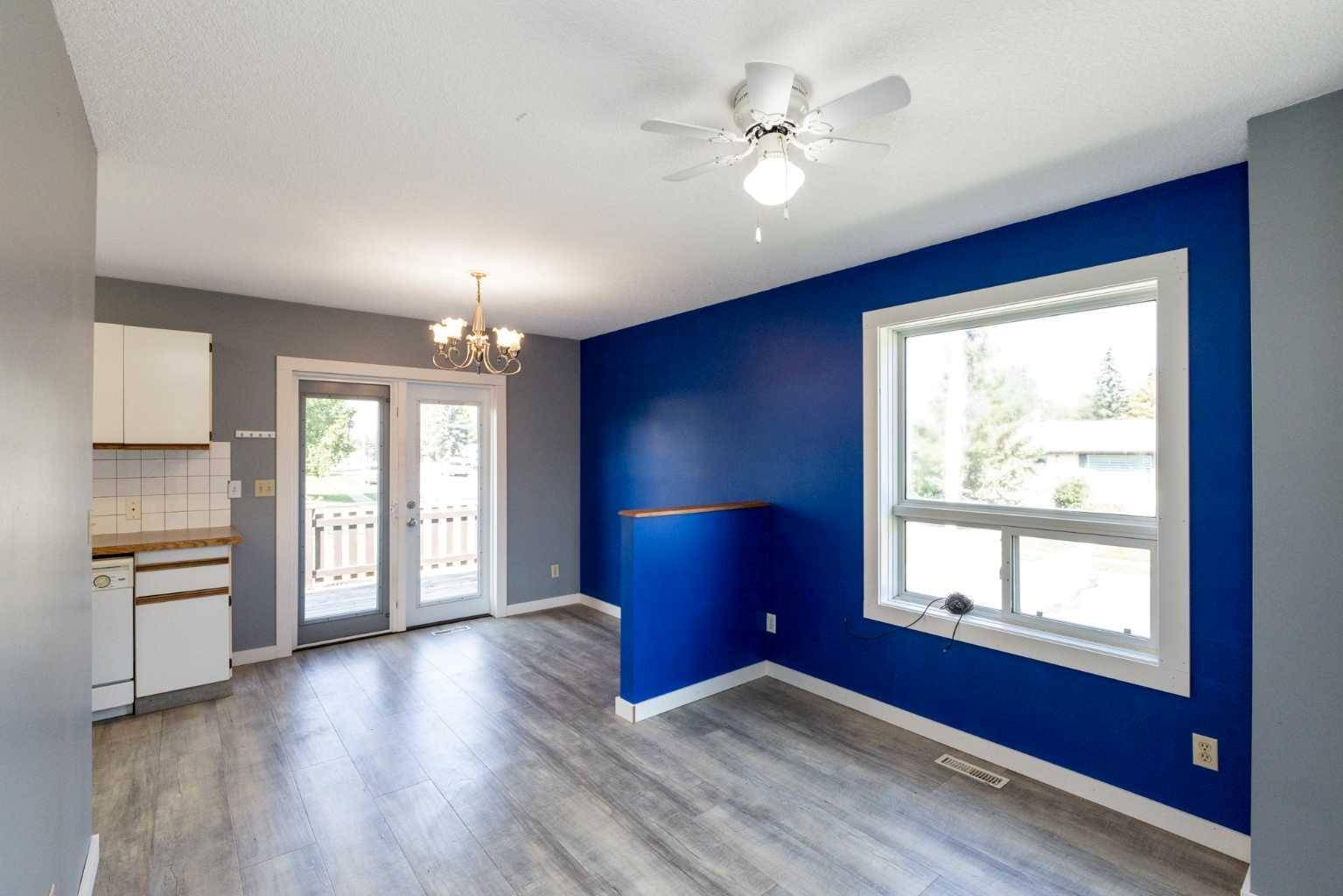 Innisfail, AB T4G 1G6,5302 36A ST