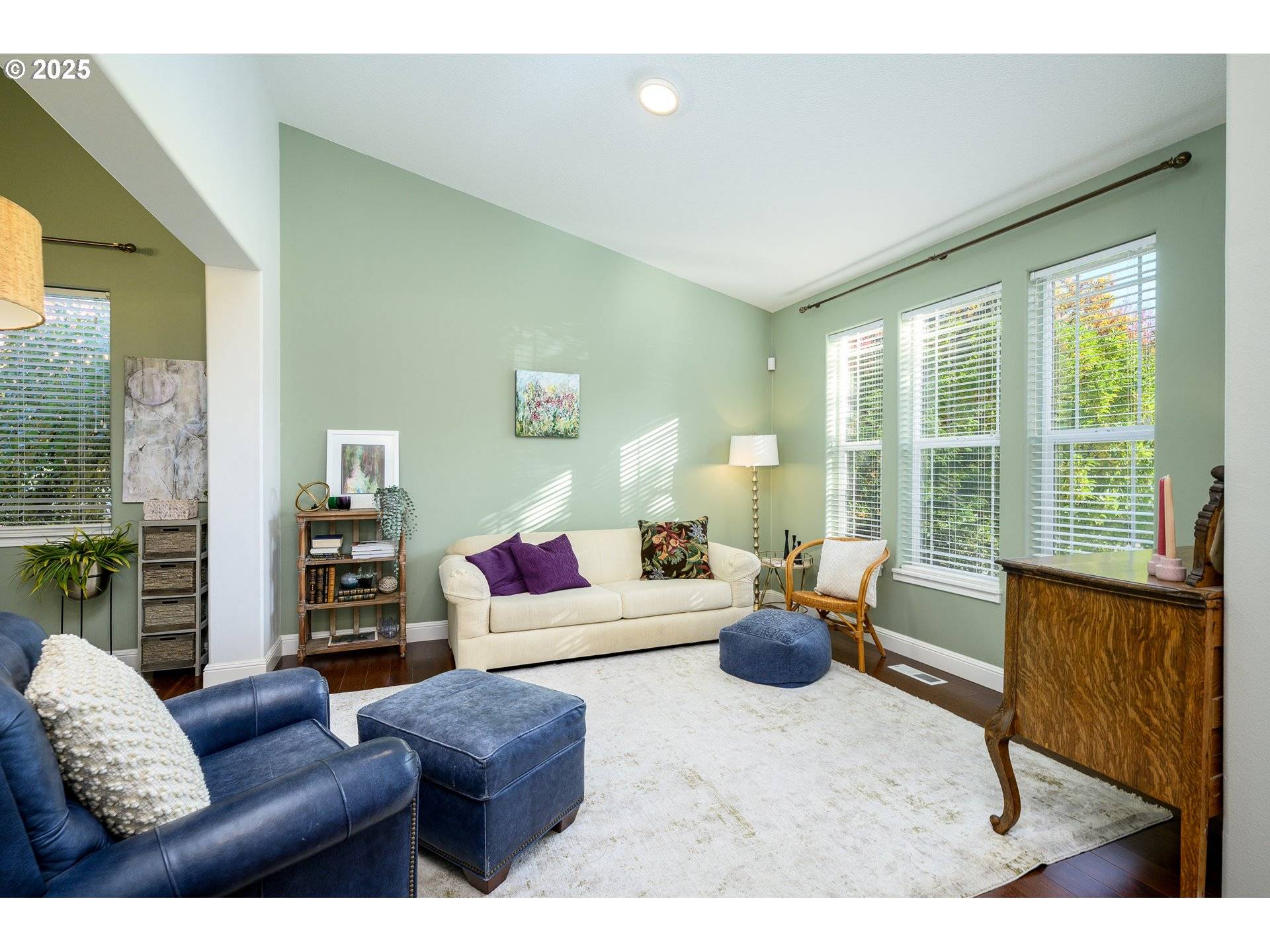 Mc Minnville, OR 97128,2379 SW LEO ST