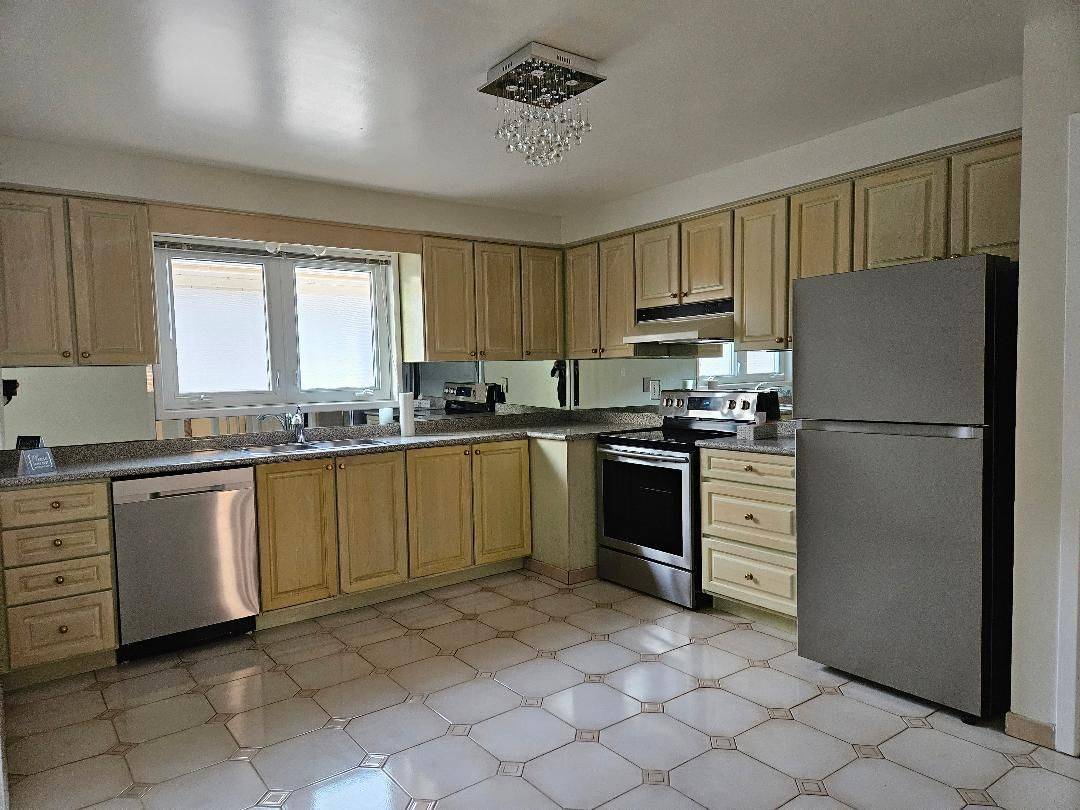 Toronto C07, ON M2N 2B7,275 Hounslow AVE #Main Fl