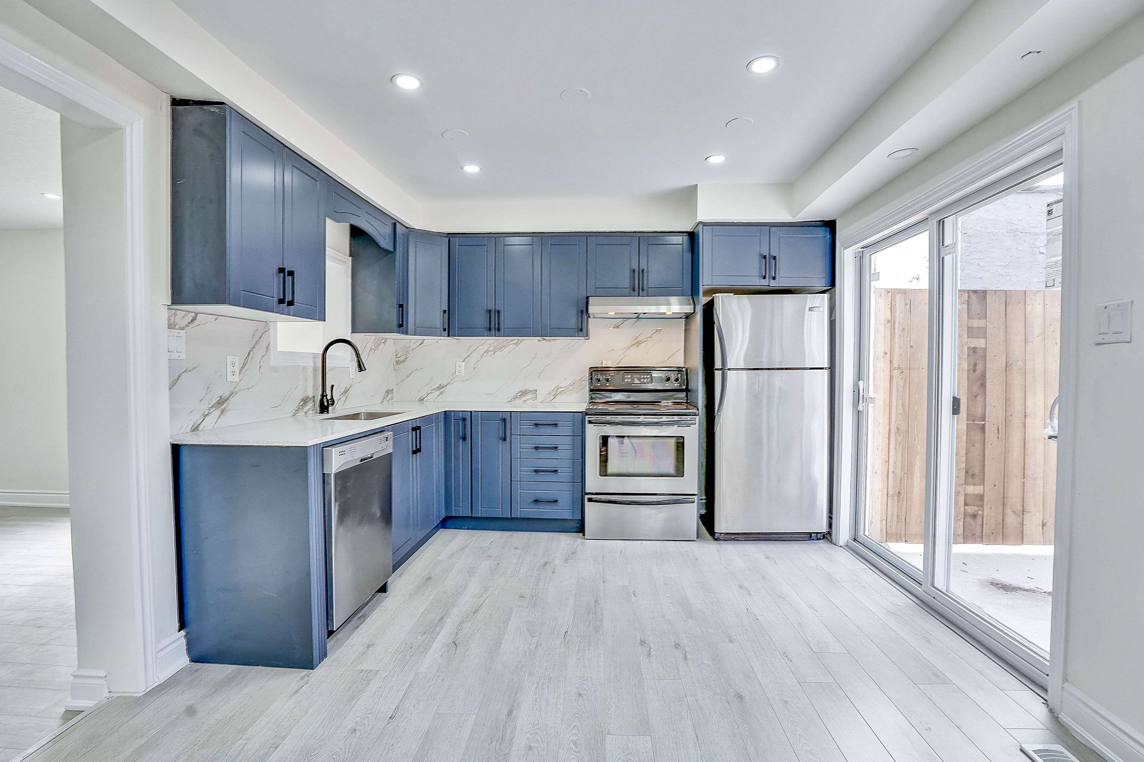 Hamilton, ON L8L 7J9,143 GLENDALE AVE