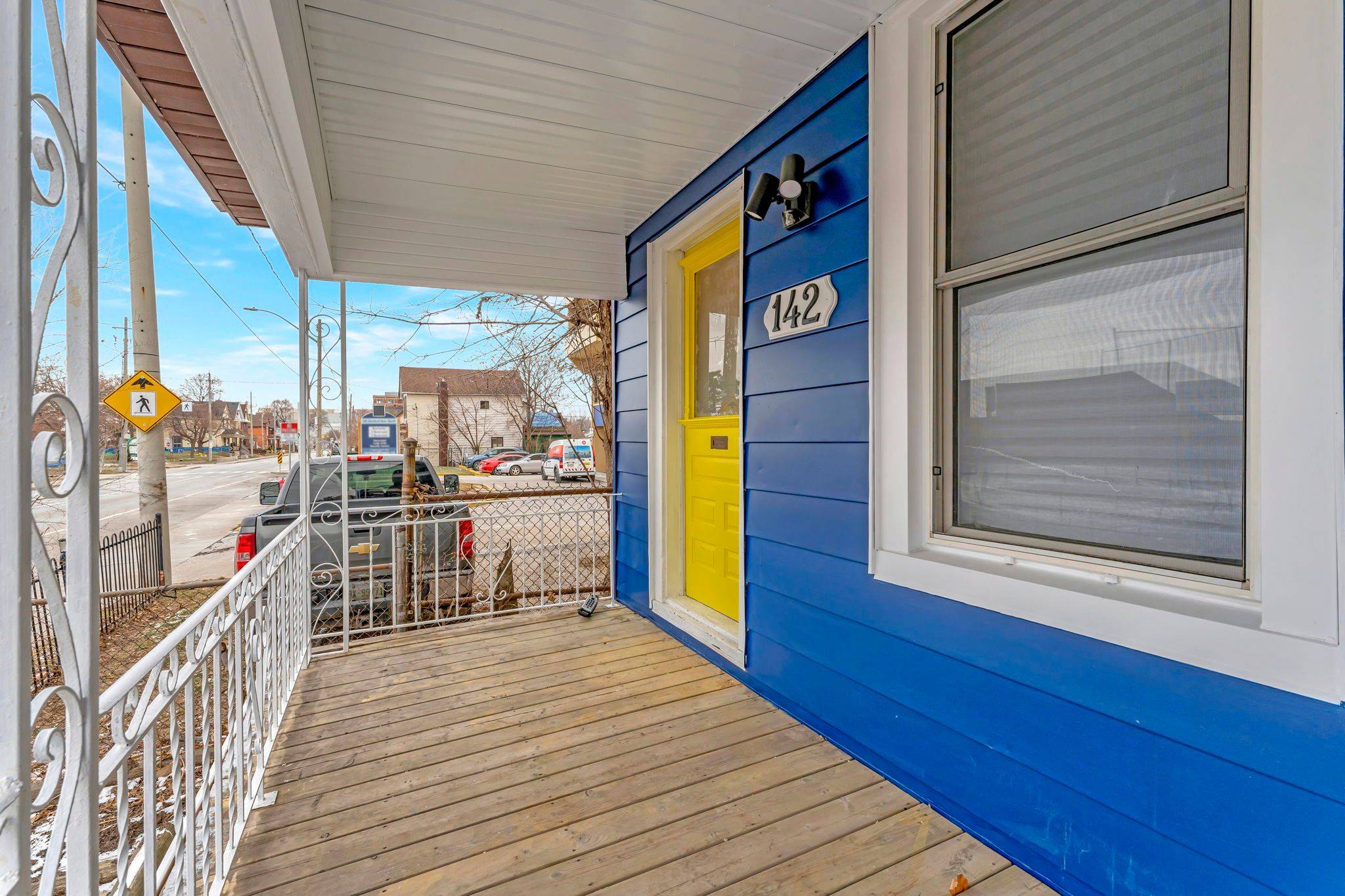 Hamilton, ON L8L 5Z5,142 Sanford AVE N