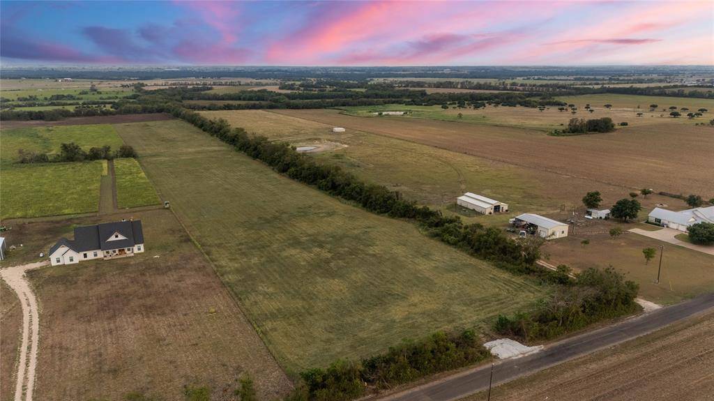 Crawford, TX 76638,8153 Prairie Chapel Road