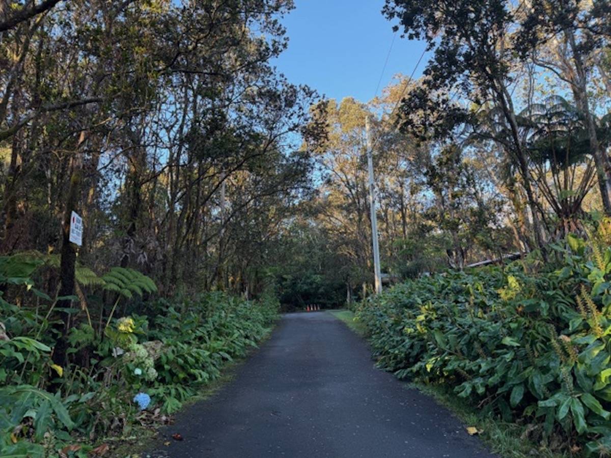 Volcano, HI 96785,10TH ST