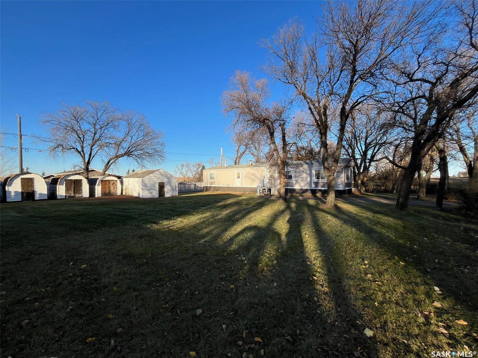 Lafleche, SK S0H 2K0,118 2 AVENUE E