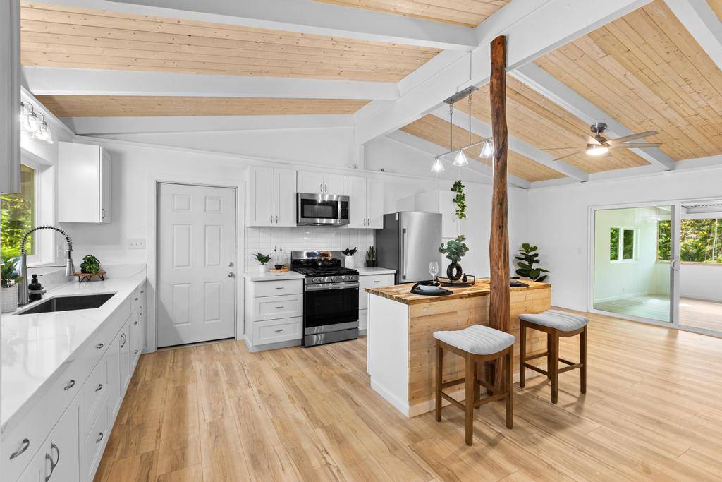 Pahoa, HI 96778,14-708 FLOWER RD