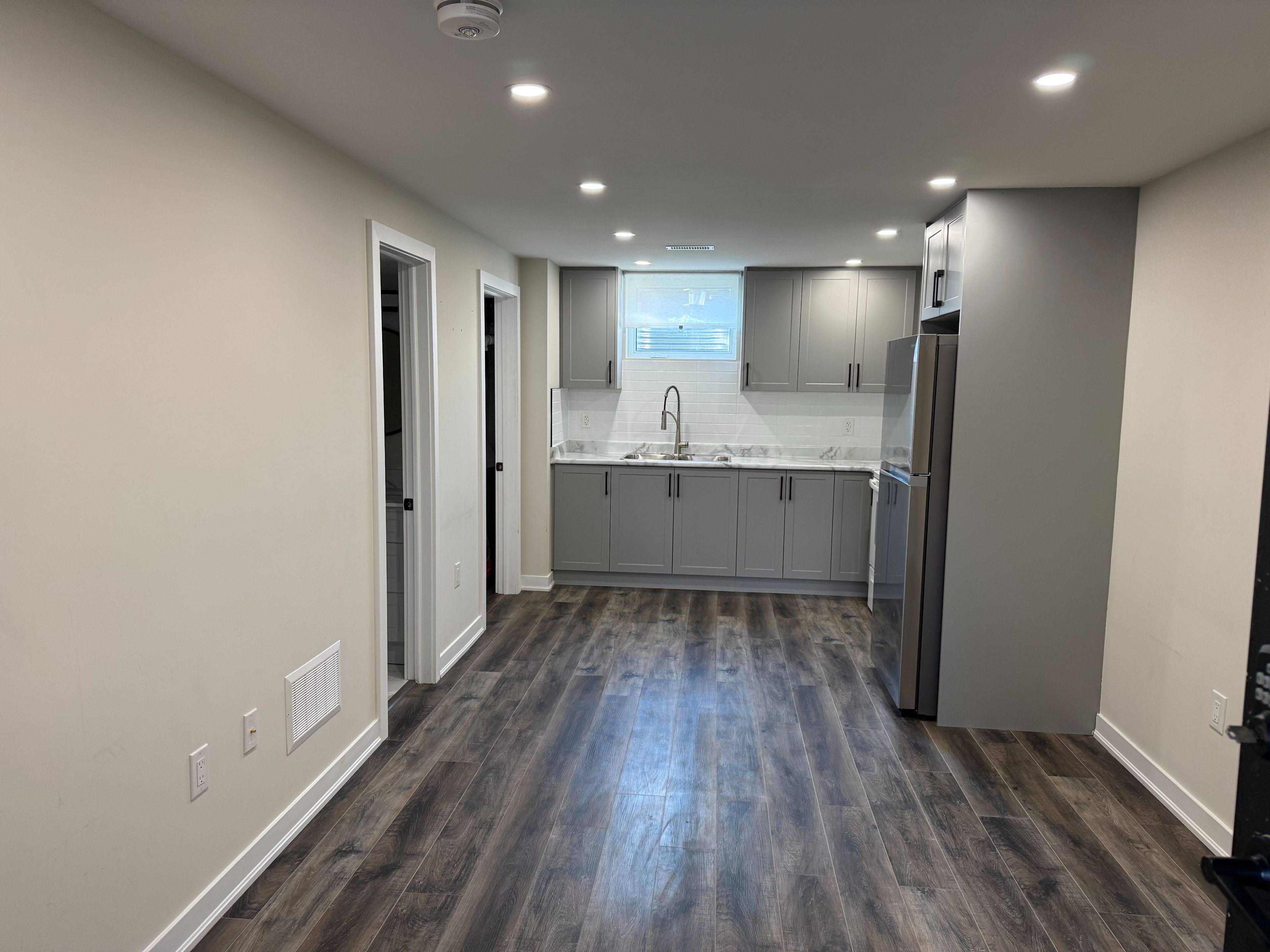 Toronto W06, ON M8V 3K6,315 Kipling AVE